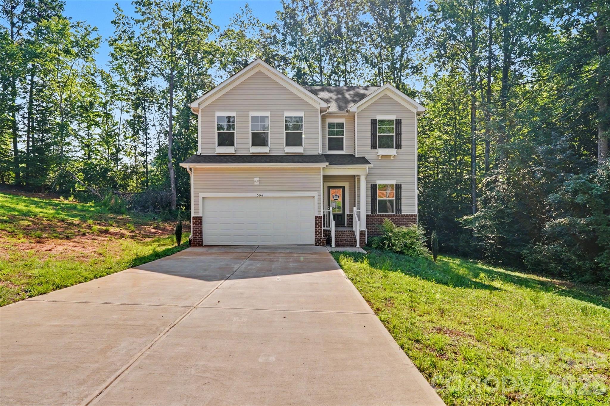 1st image of 5146 Mark Dr Ne, Hickory, NC 28601 | MLS# 4404327
