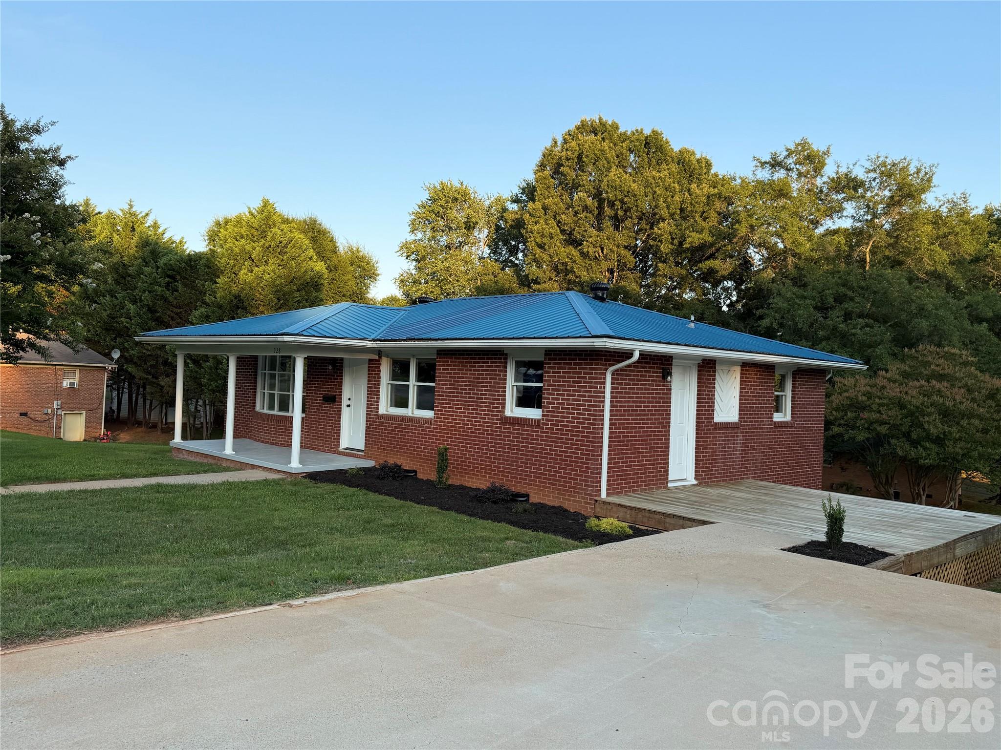 Homes for sale in Forest City, NC | 228 Roberson Rd, Forest City, NC 28043 | MLS# 4404529