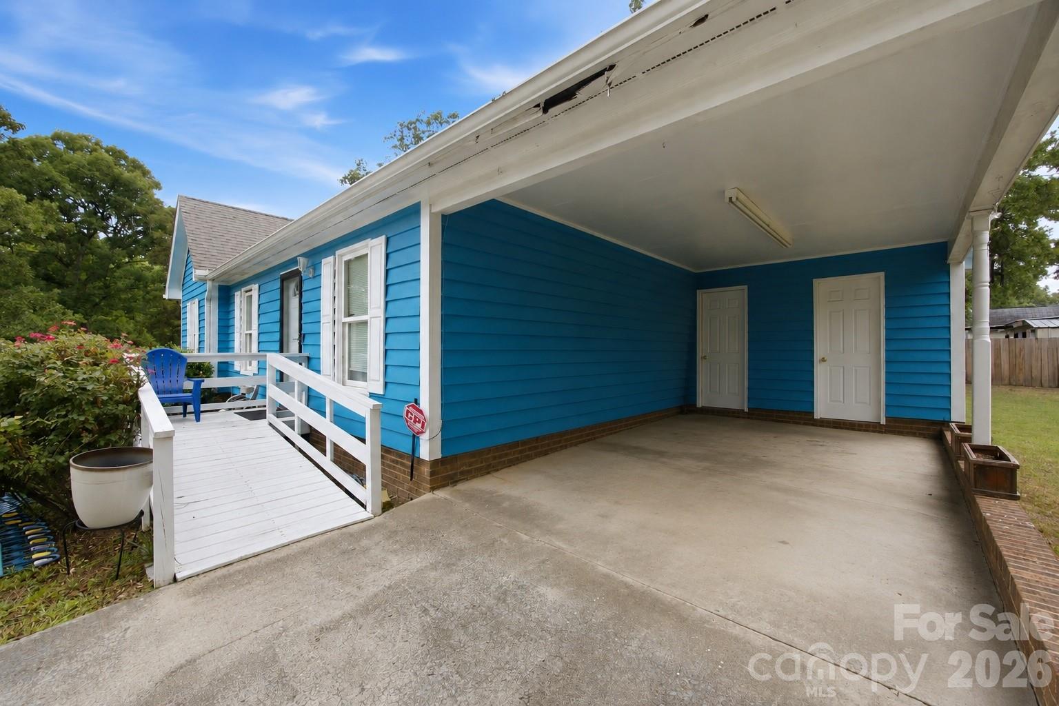 2nd image of 302 W Elm St, Wingate, NC 28174 | MLS# 4404536