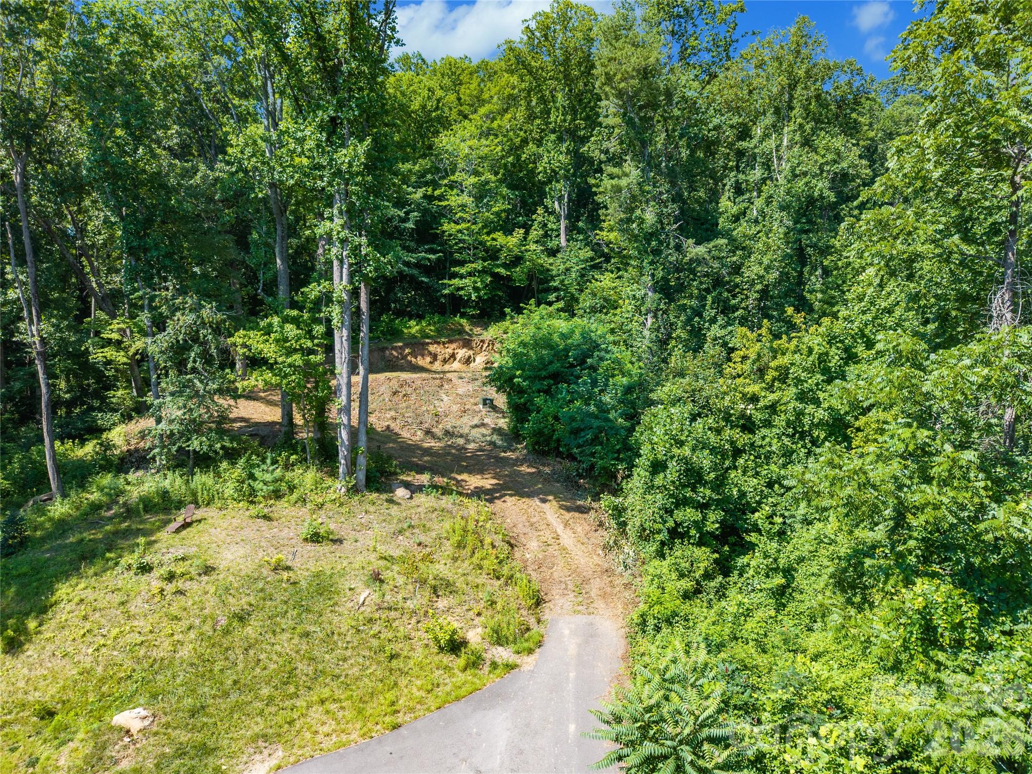 4th image of 51 Wind Stone Dr, Asheville, NC 28804 | MLS# 4404740