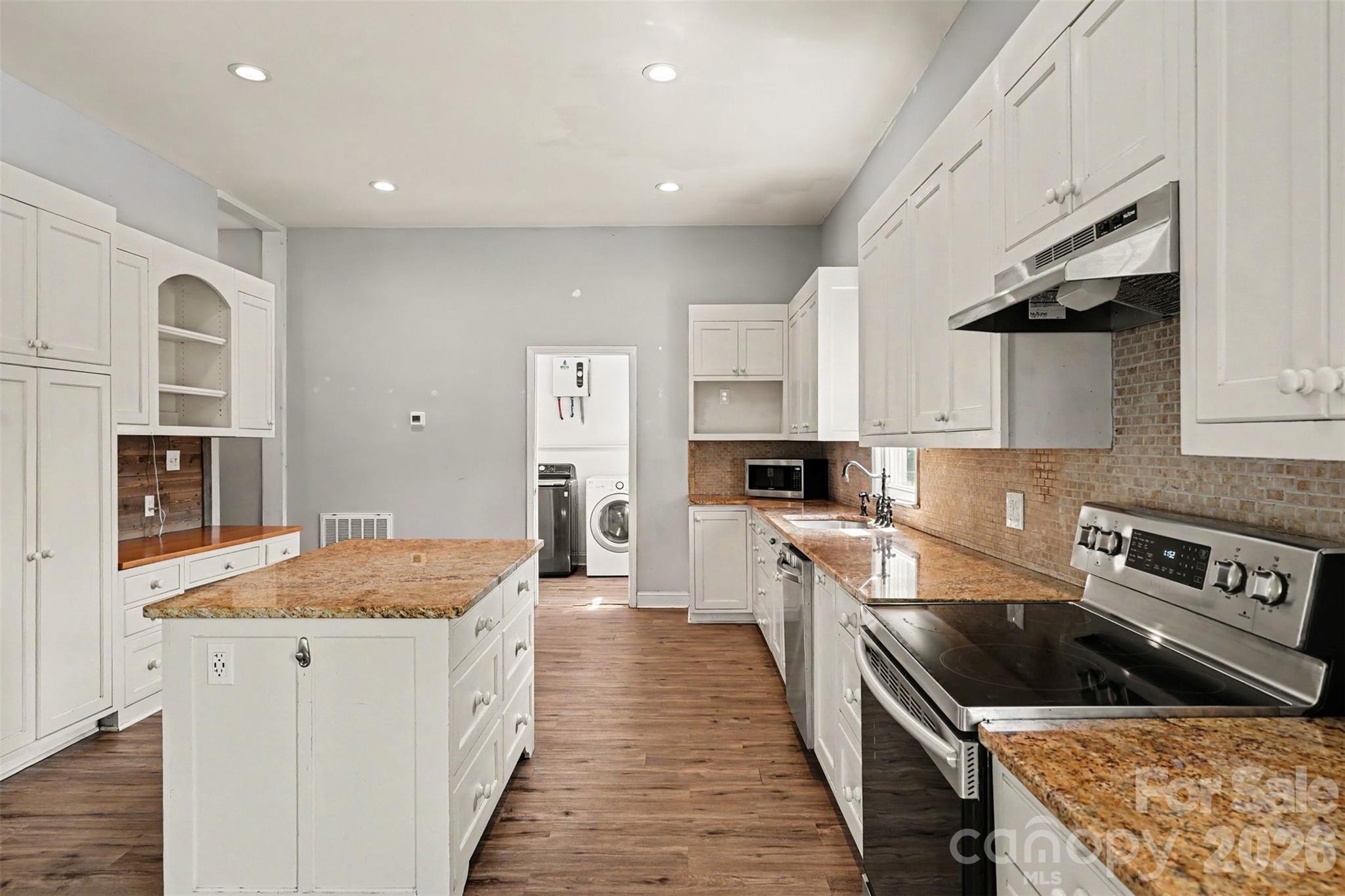 Photo 4 of Single family home for sale at 227 Cauthen St, Heath Springs, SC 29058 | MLS# 4404918 | Listing updated on 2026-09-04