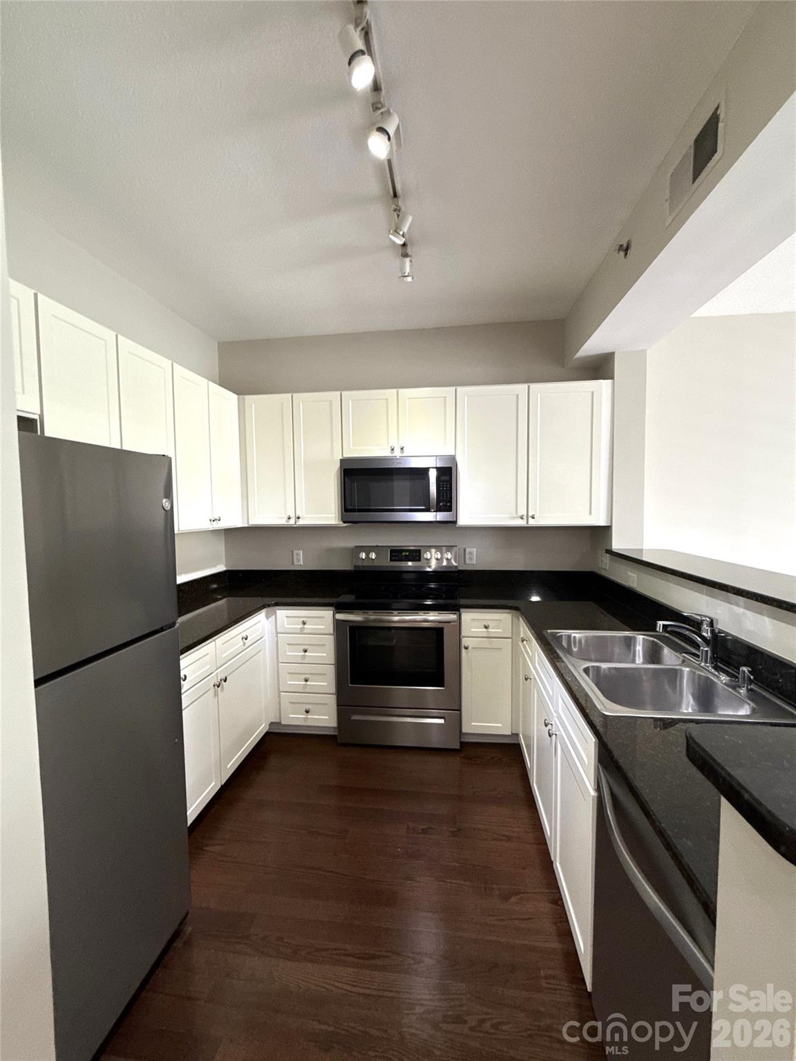 4th image of 1315 East Blvd #407, Charlotte, NC 28203 | MLS# 4405107