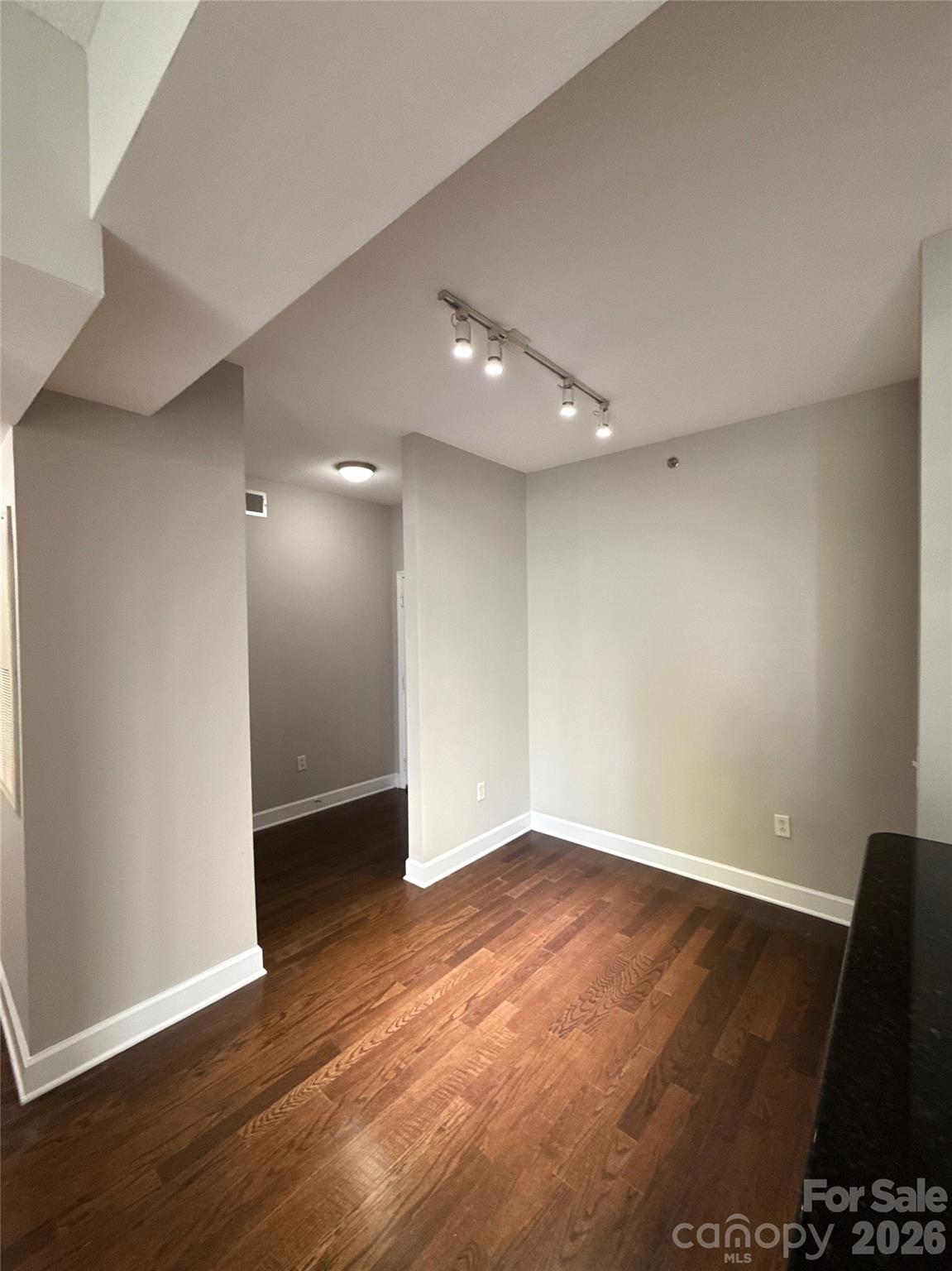 3rd image of 1315 East Blvd #407, Charlotte, NC 28203 | MLS# 4405107