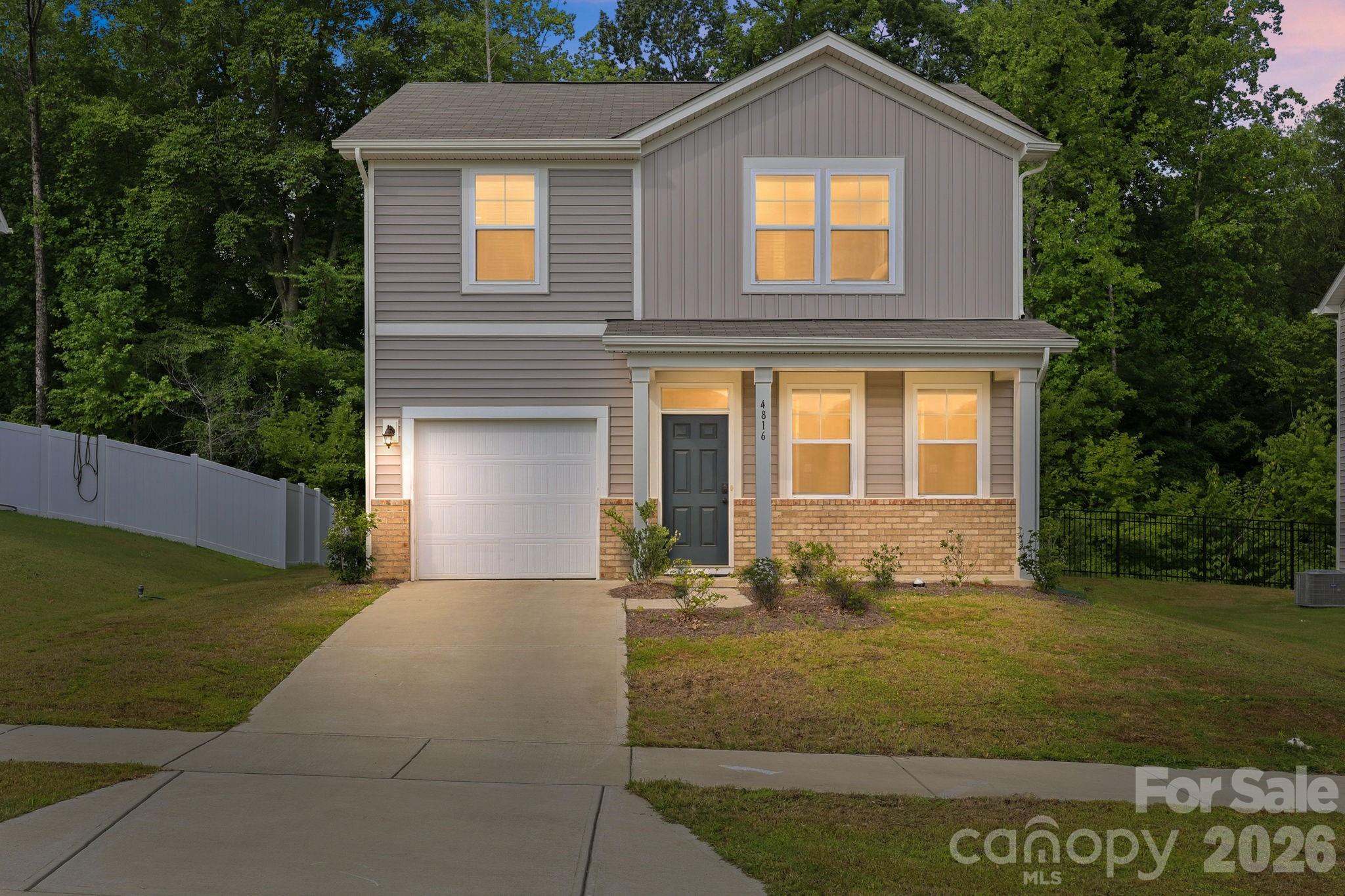 1st image of 4816 Raspberry Knoll Dr, Charlotte, NC 28208 | MLS# 4405142