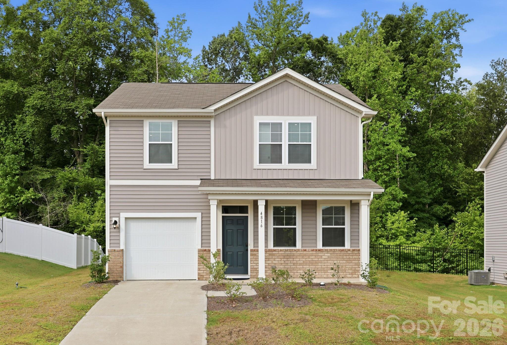 3rd image of 4816 Raspberry Knoll Dr, Charlotte, NC 28208 | MLS# 4405142