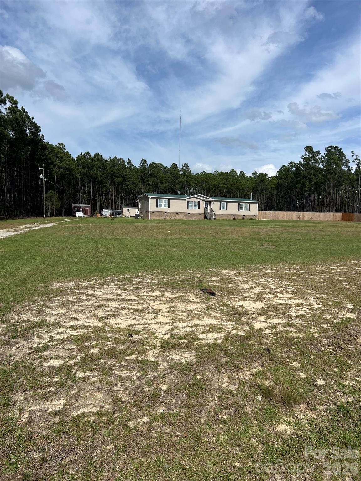 Homes for sale in Mount Croghan, SC | 6883 Airport Rd, Mount Croghan, SC 29727 | MLS# 4405176