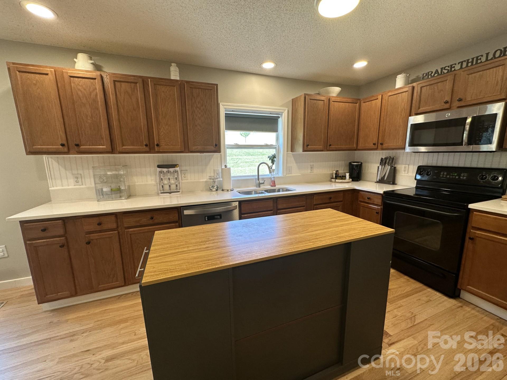 Homes for sale in Hiddenite, NC | 724 Johnson Farm Rd, Hiddenite, NC 28636 | MLS# 4405354