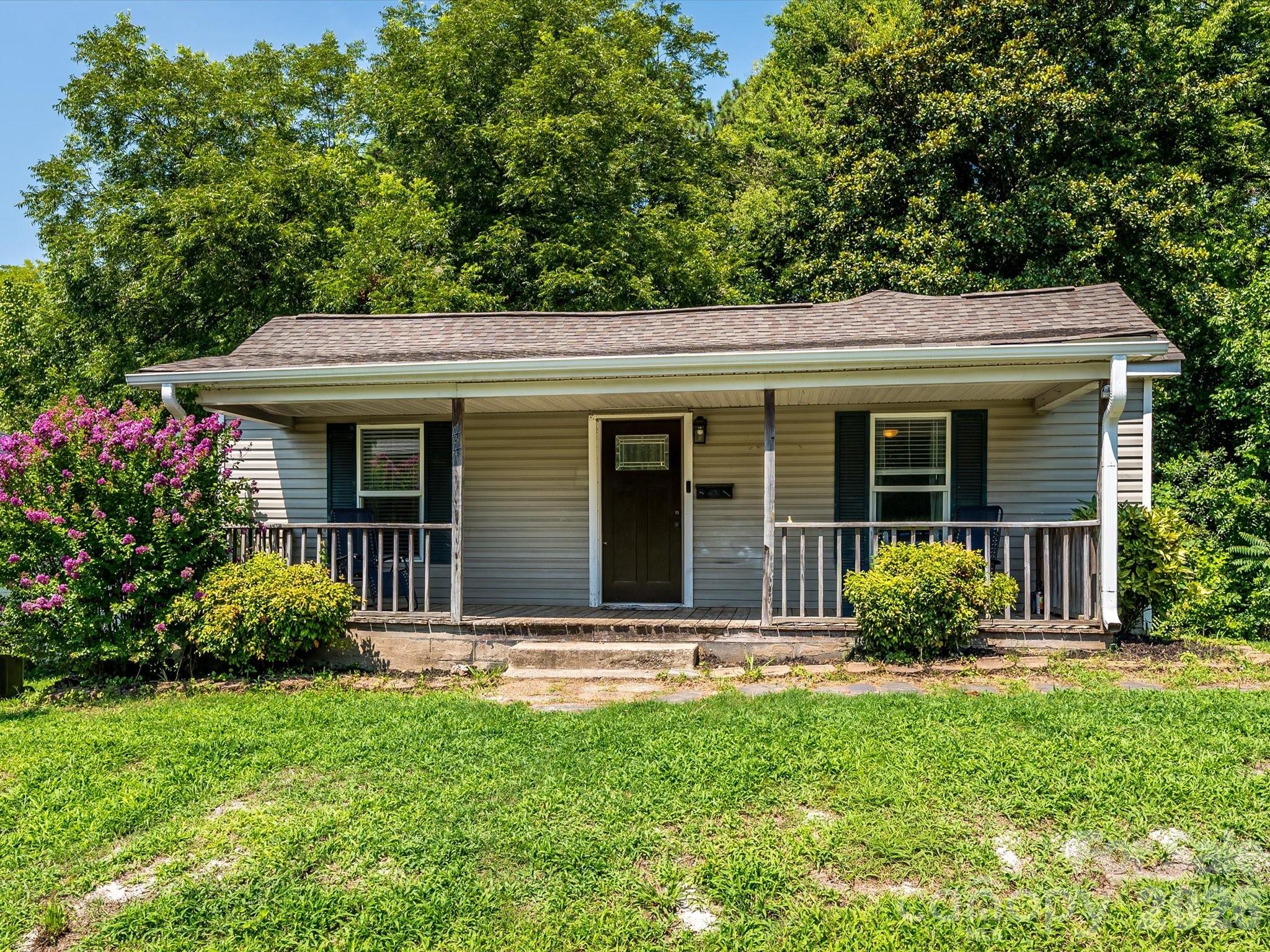 2nd image of 44 Fenix Dr Sw, Concord, NC 28025 | MLS# 4405389