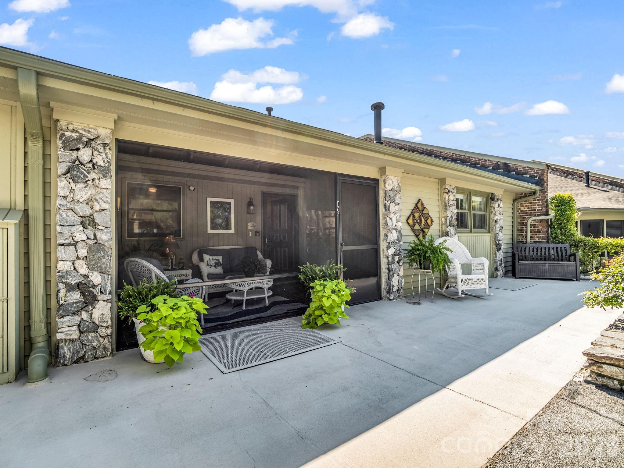 3rd image of 251 Carolina Dr, Tryon, NC 28782