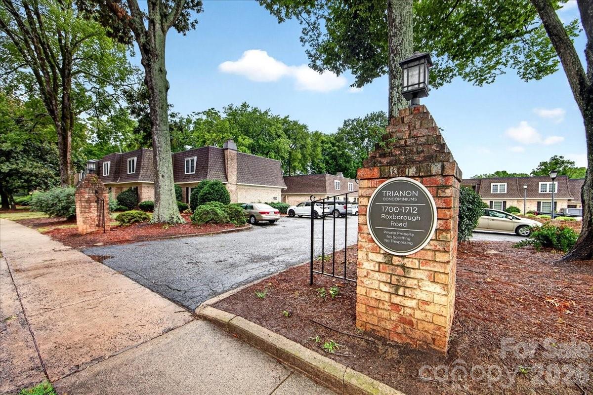 3rd image of 1700 Roxborough Rd #A, Charlotte, NC 28211 | MLS# 4405926