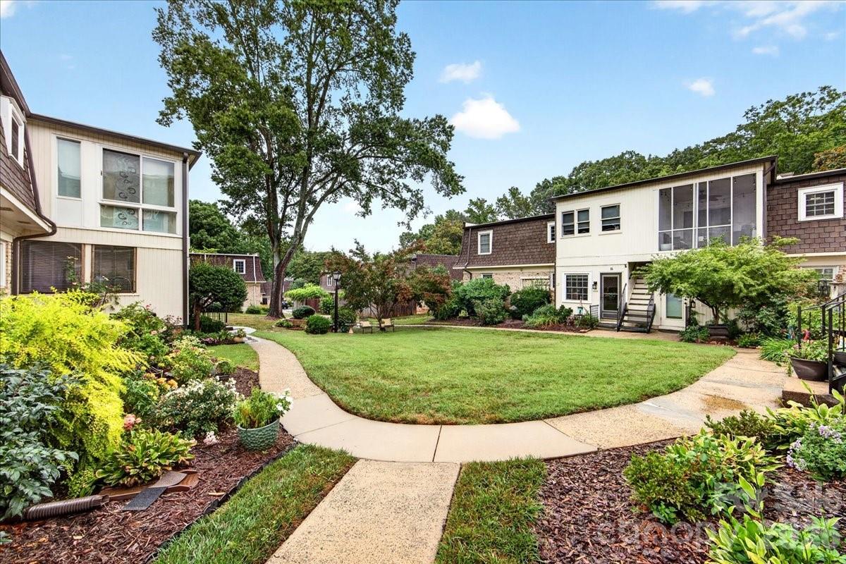35th image of 1700 Roxborough Rd #A, Charlotte, NC 28211 | MLS# 4405926