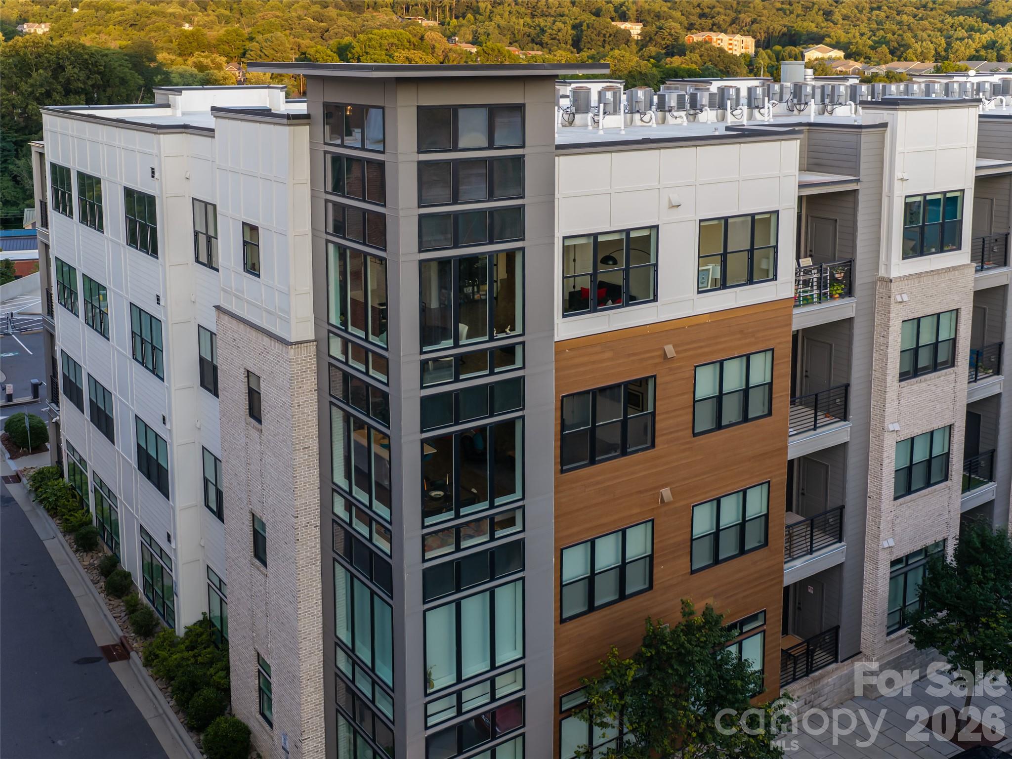 5th image of 55 S Market St, Asheville, NC 28801