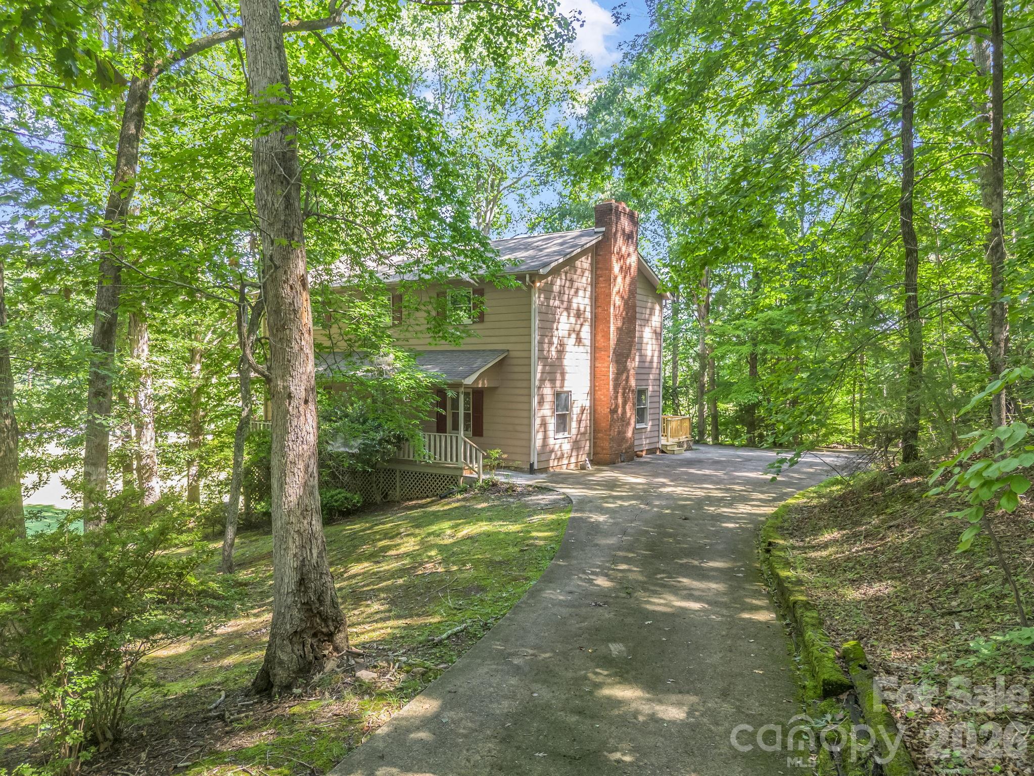 3rd image of 154 Breeze Hl, Rutherfordton, NC 28139 | MLS# 4405973