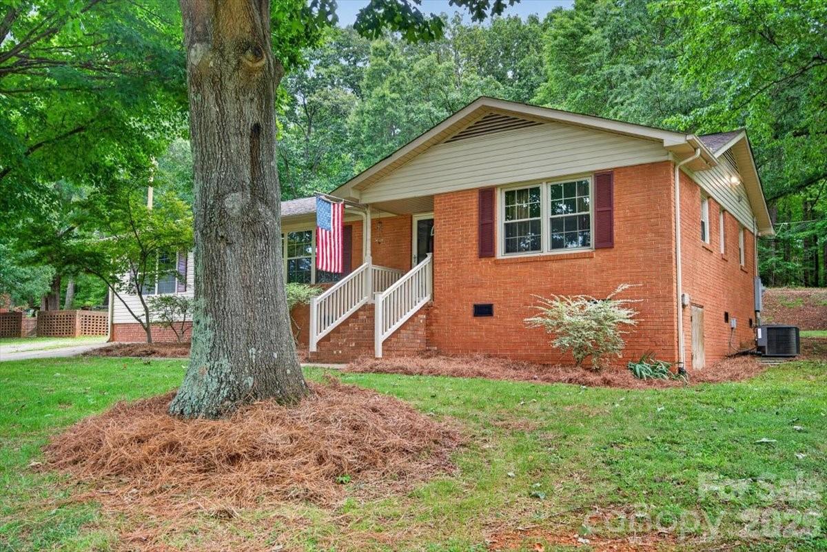 2nd image of 101 N Main St, Mount Pleasant, NC 28124 | MLS# 4406120