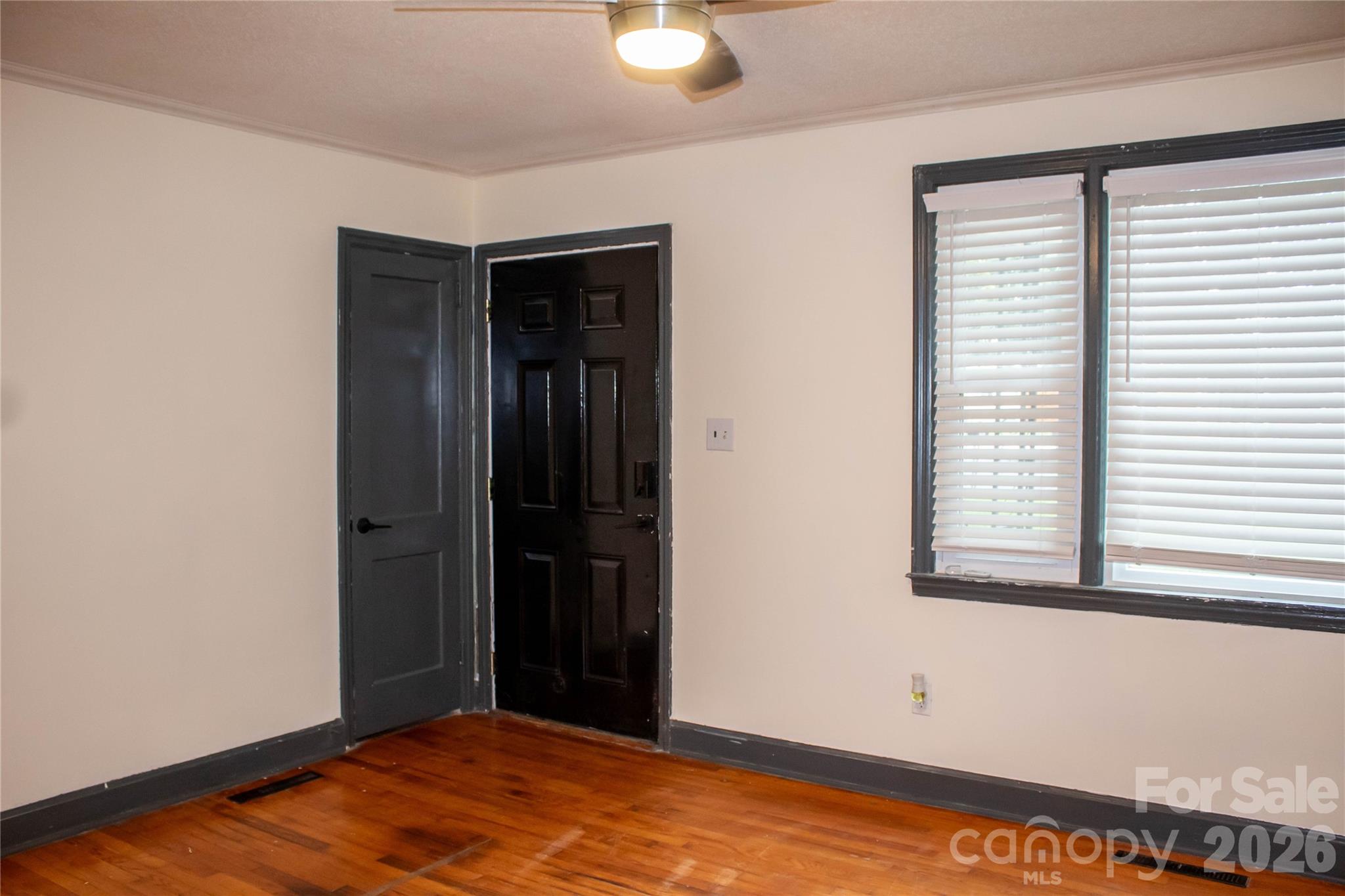 2nd image of 3413 1st Avenue Cir Nw, Hickory, NC 28601 | MLS# 4406129
