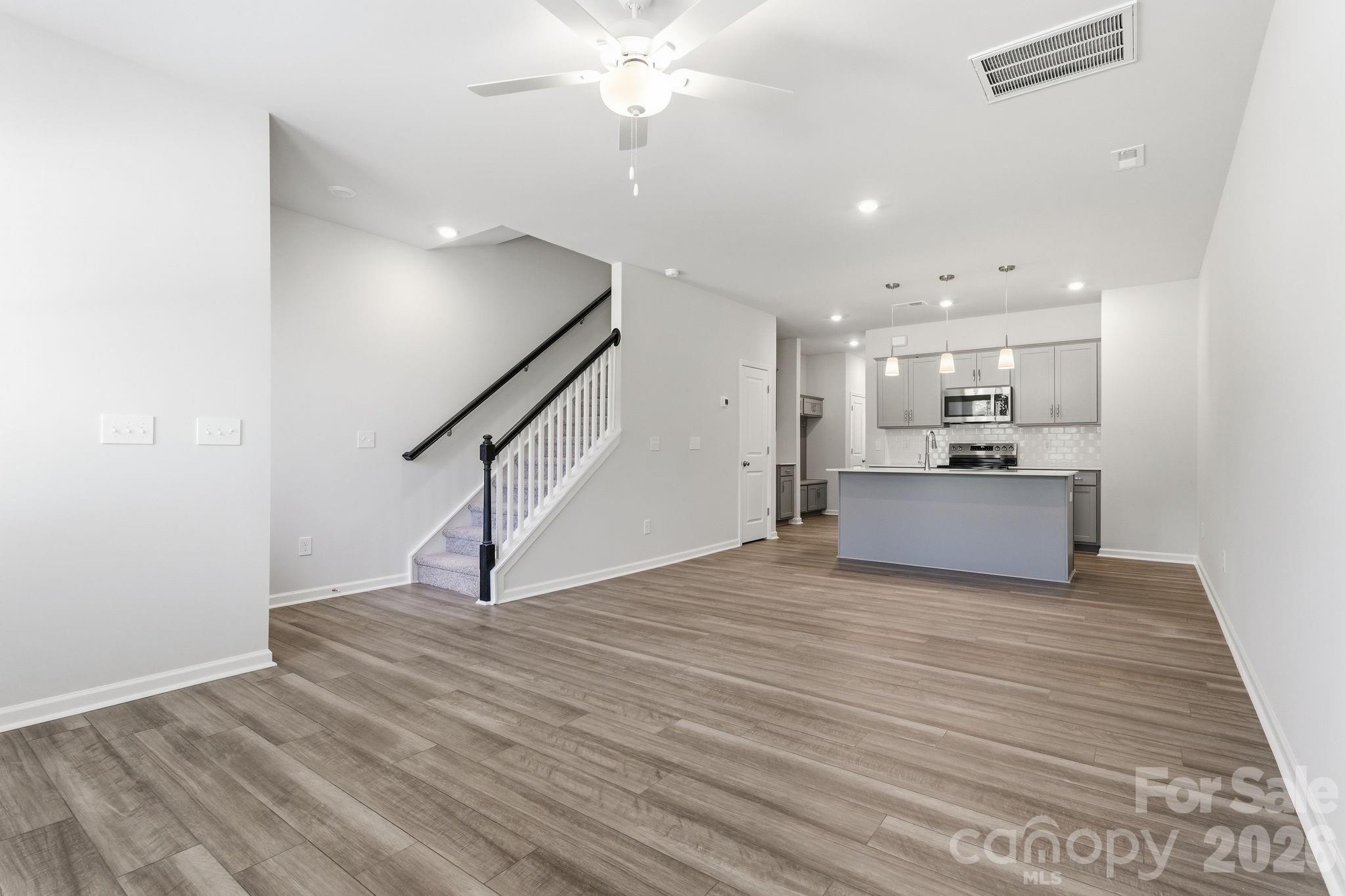 5th image of 4614 Lakeview Rd, Charlotte, NC 28216 | MLS# 4406194