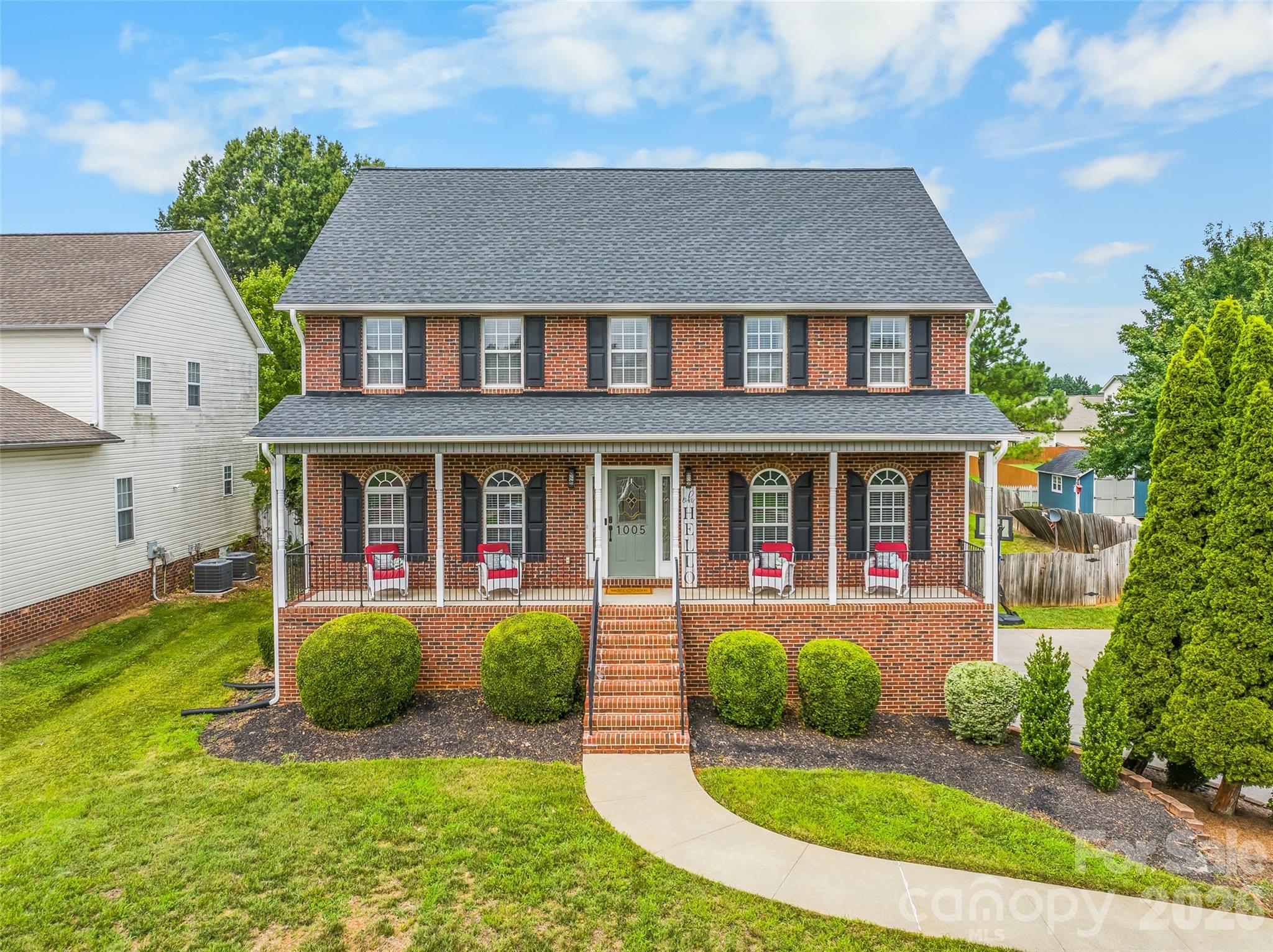 1st image of 1005 Lisa Run Dr, Kernersville, NC 27284 | MLS# 4406293
