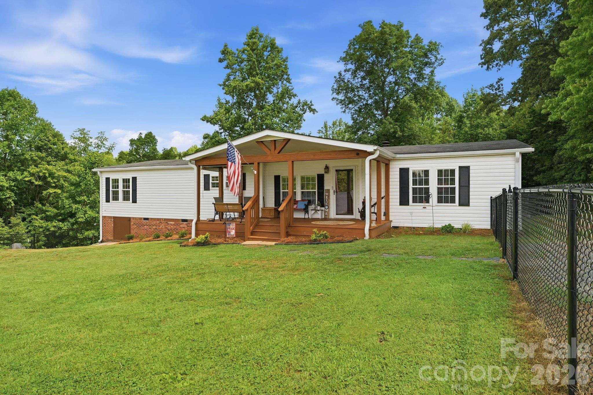 image of 3307 Baltimore Rd, East Bend, NC 27018 | MLS# 4406336