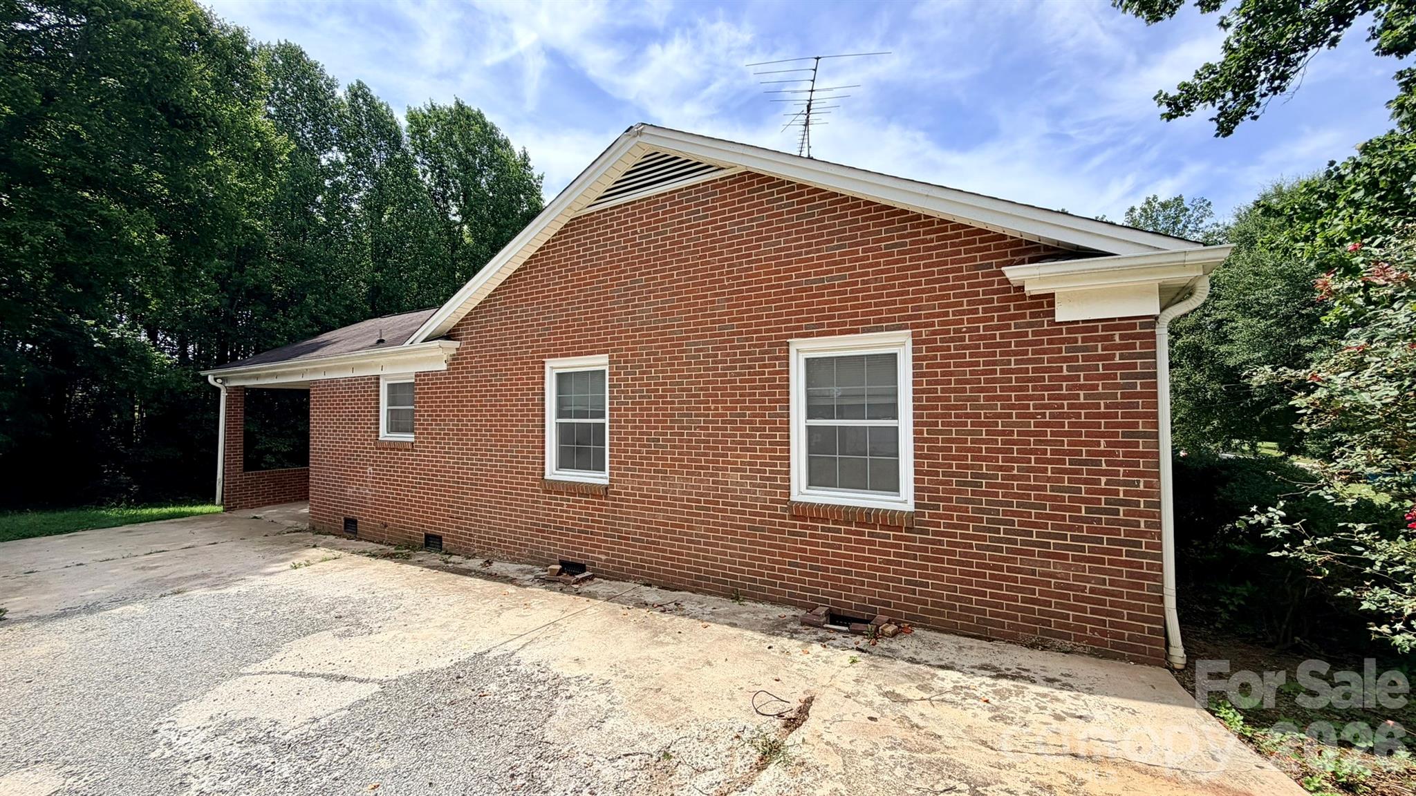 4th image of 2808 28Th St Ne, Hickory, NC 28601 | MLS# 4406392