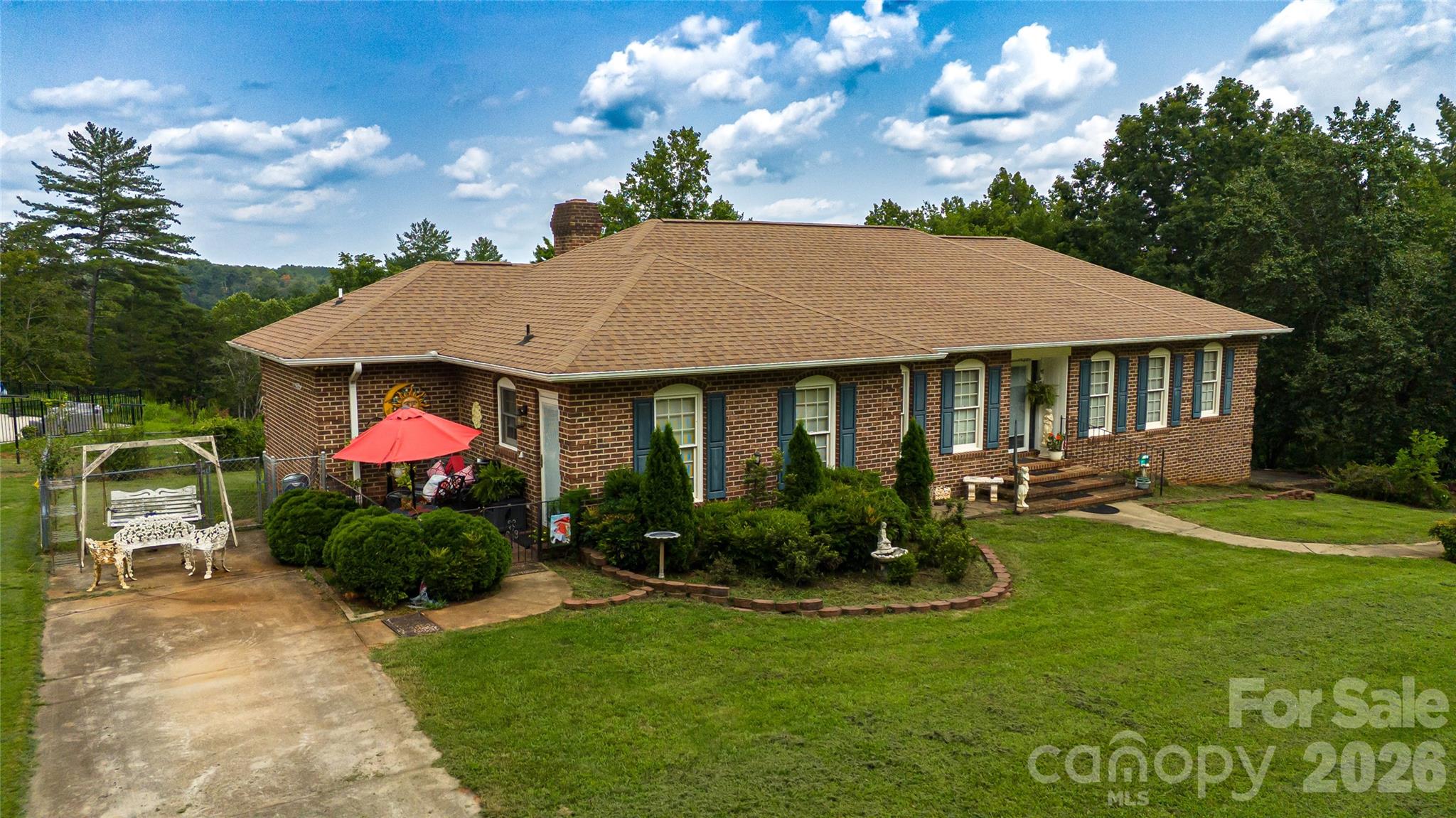 2nd image of 100 Oakridge Ln, Morganton, NC 28655 | MLS# 4406436