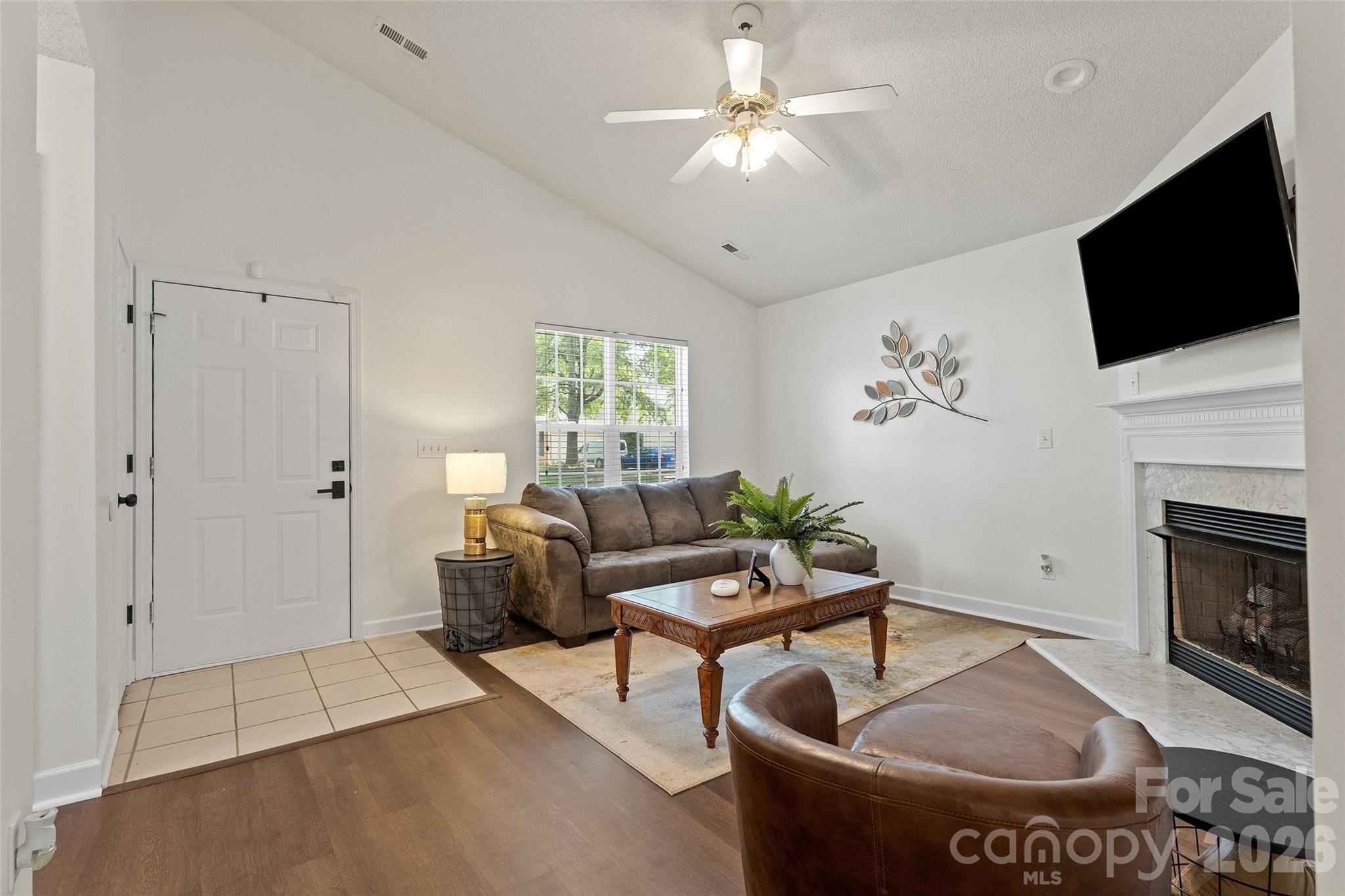 4th image of 8019 Shiny Meadow Ln, Charlotte, NC 28215 | MLS# 4406525