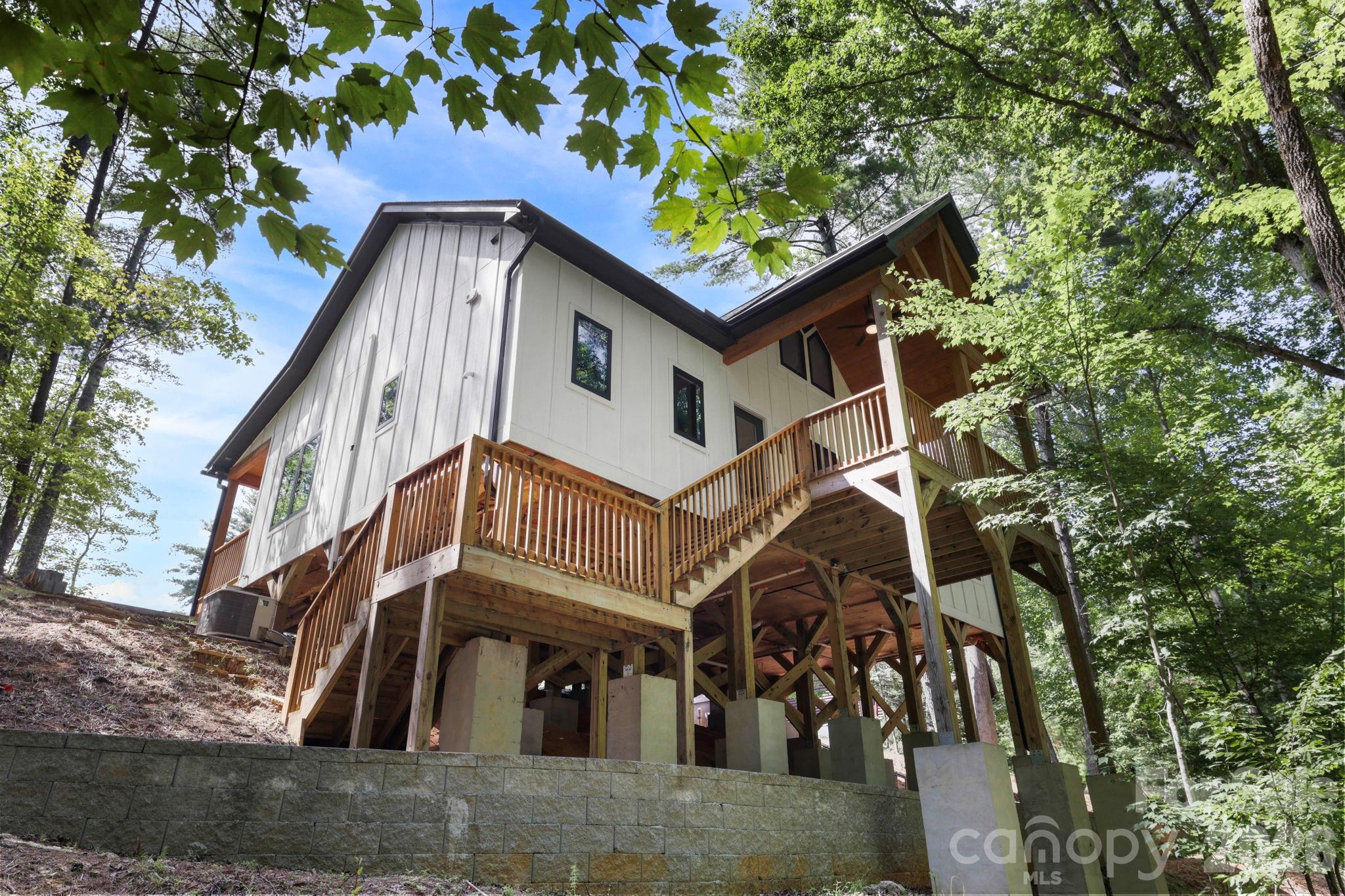 3rd image of 338 Hawks Ter, Lake Lure, NC 28746 | MLS# 4406577