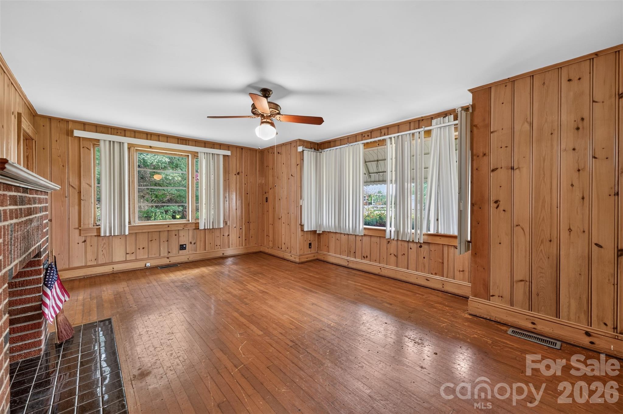 4th image of 311 33Rd Street Dr Se, Hickory, NC 28602 | MLS# 4406647