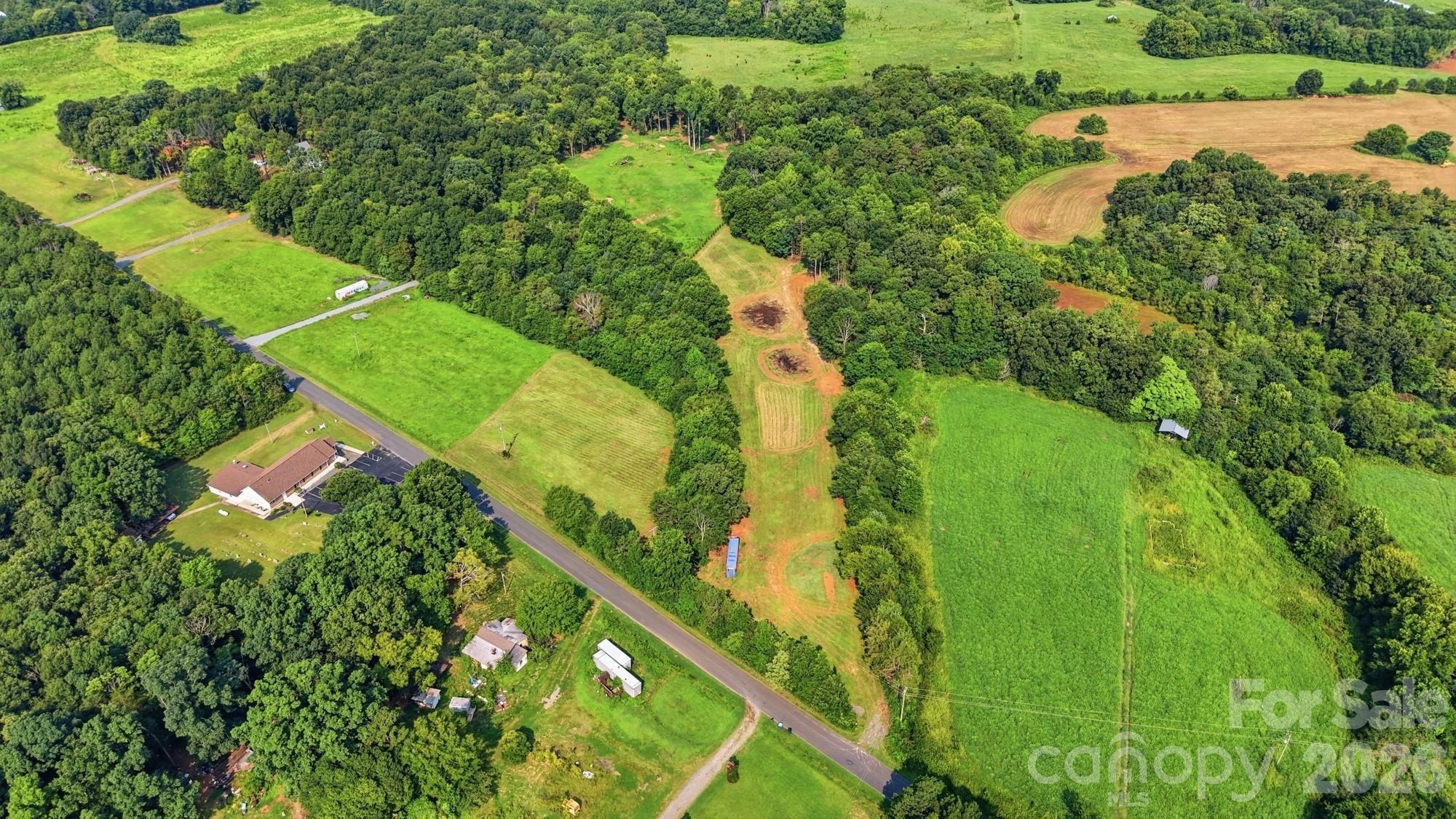 3rd image of 3888 Heathcliff Rd, Concord, NC 28025 | MLS# 4406738