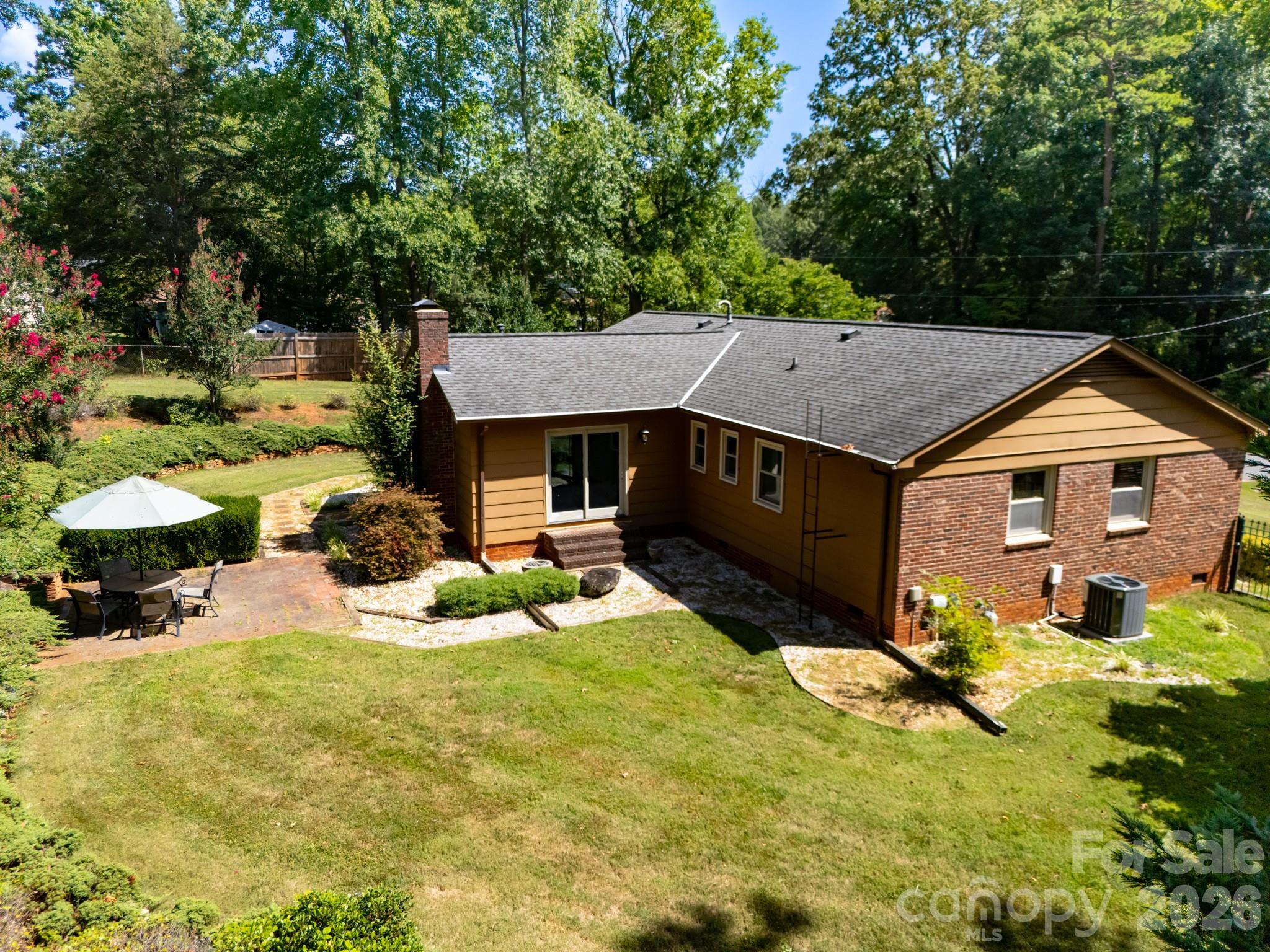2nd image of 1433 Niagara Cir, Charlotte, NC 28214 | MLS# 4406762