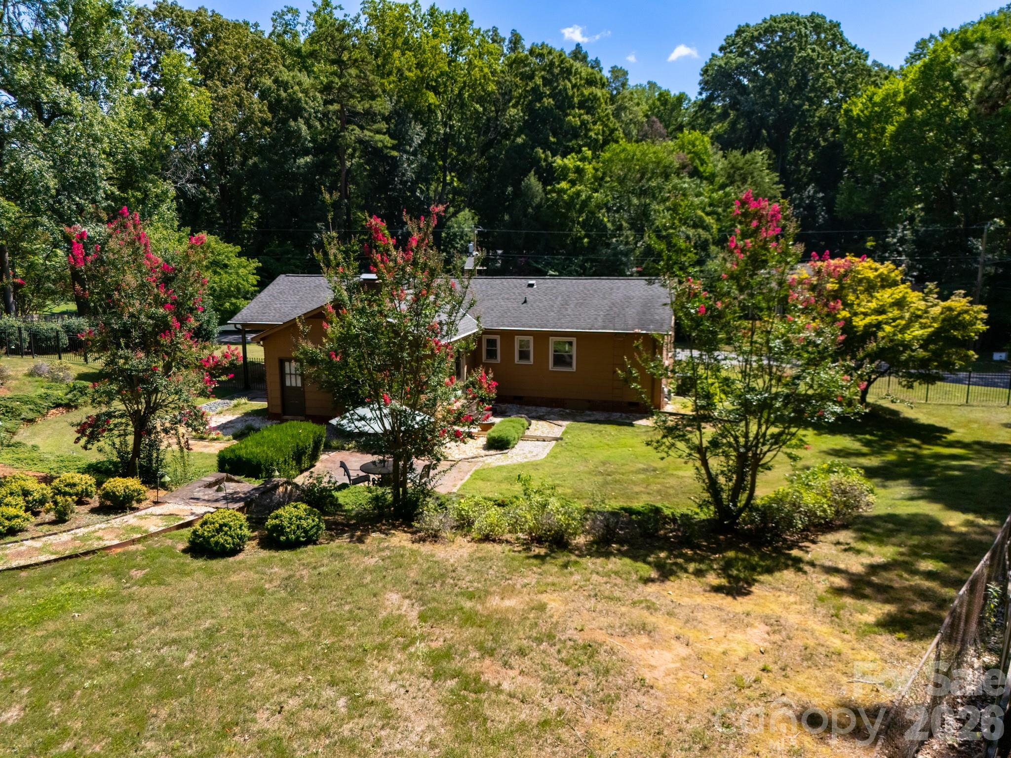 3rd image of 1433 Niagara Cir, Charlotte, NC 28214 | MLS# 4406762