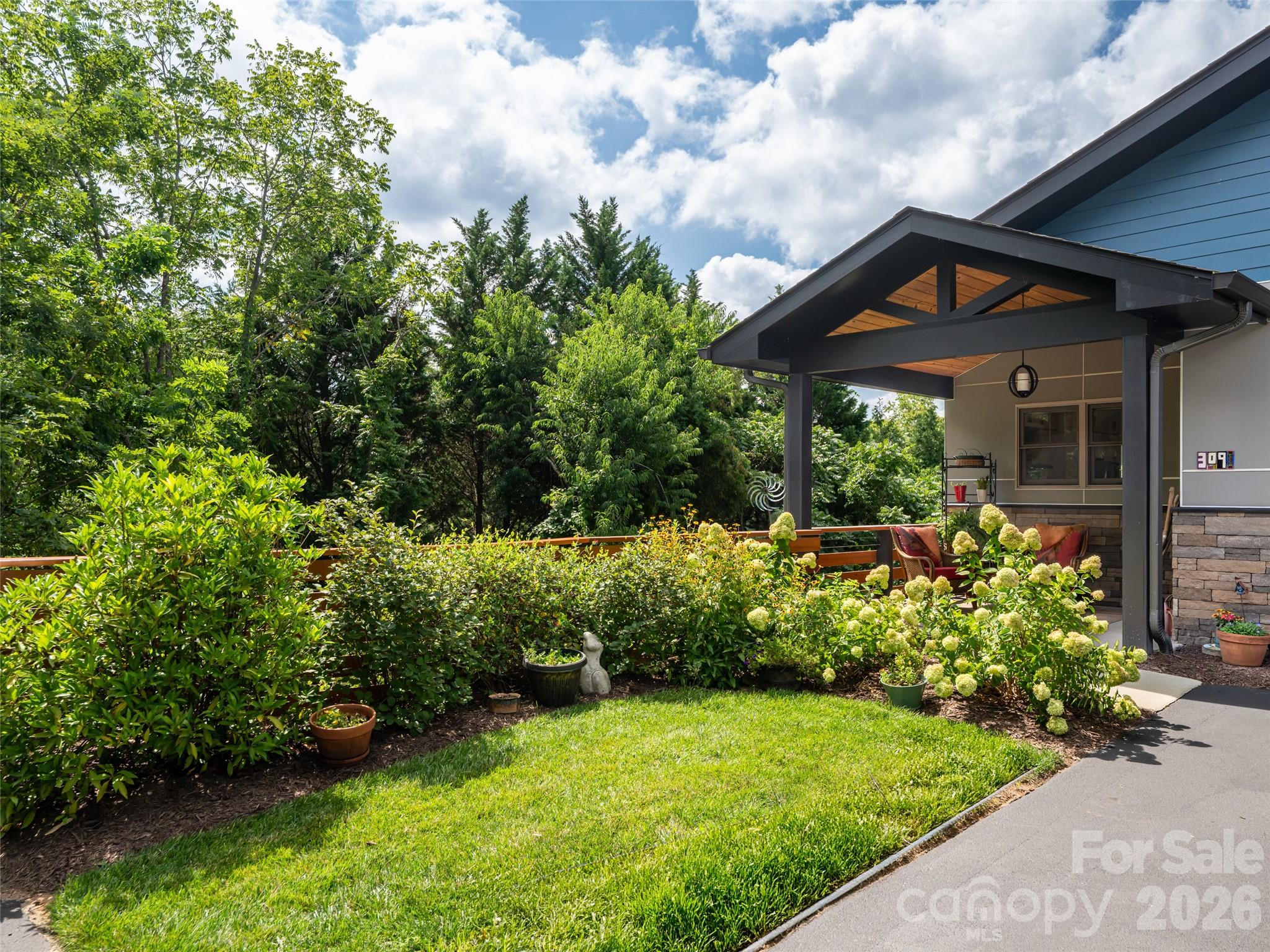 3rd image of 309 Ava Ln, Asheville, NC 28804 | MLS# 4406925