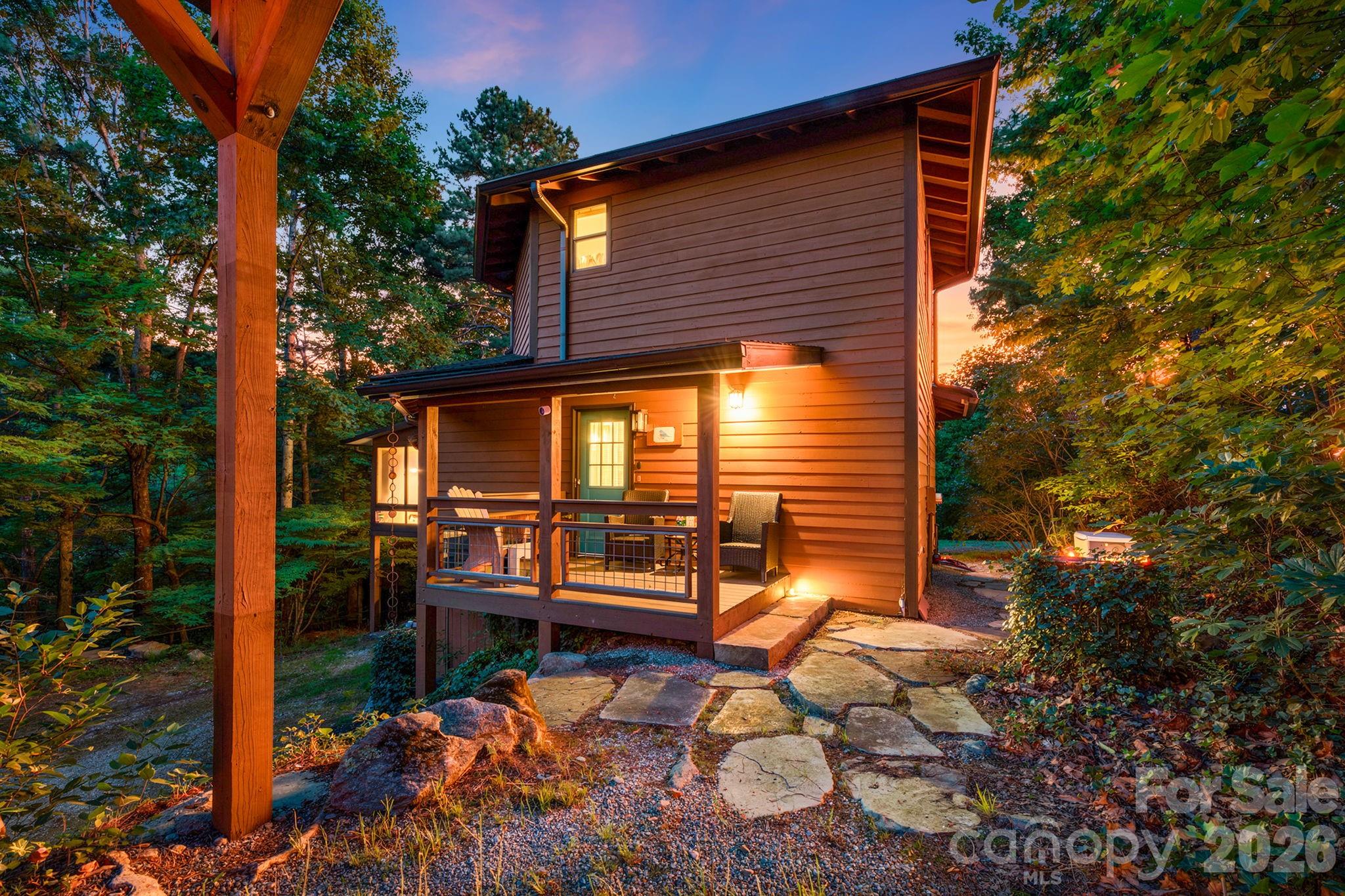 4th image of 169 Viking Trl, Hendersonville, NC 28739 | MLS# 4407046