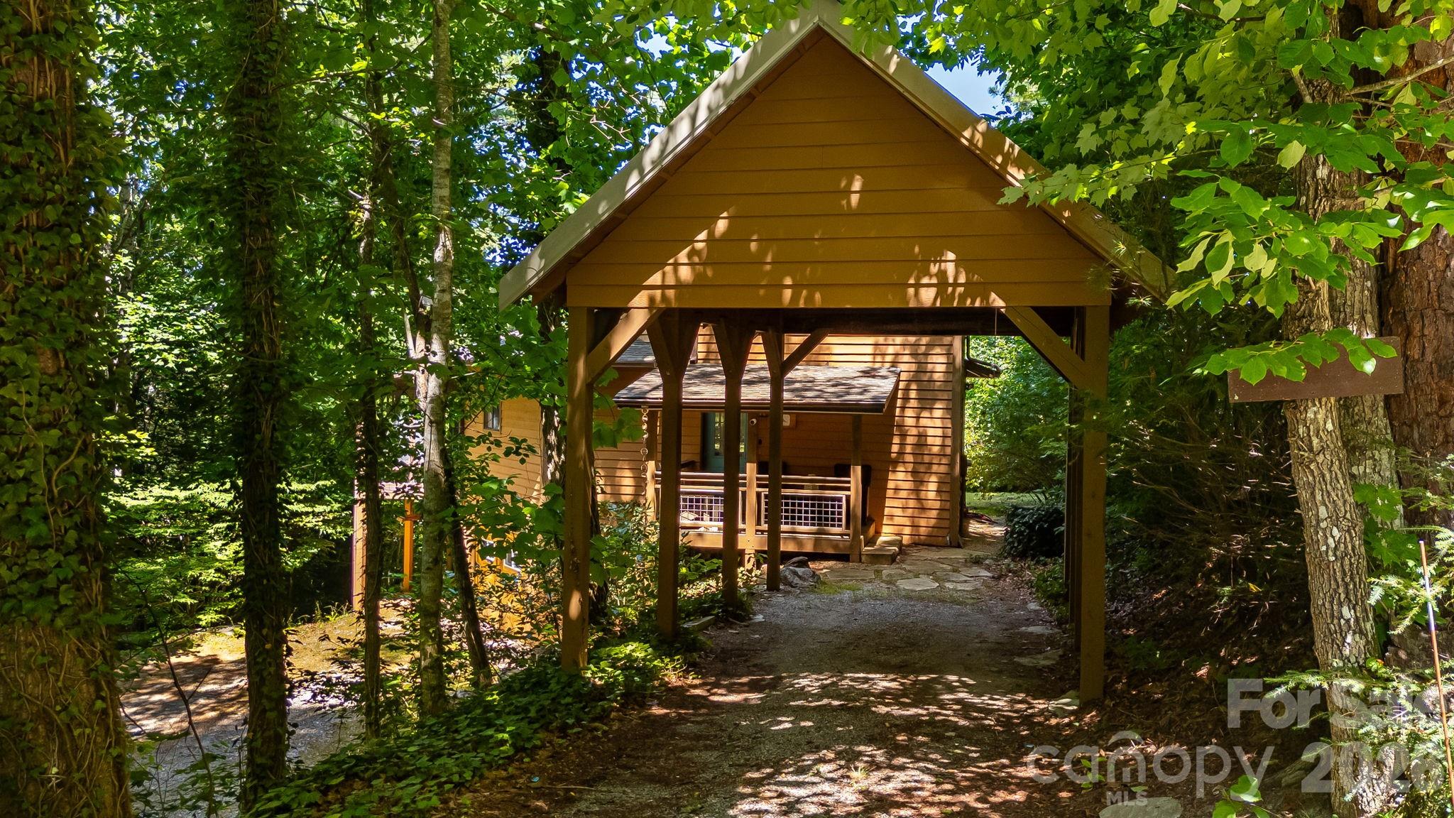 3rd image of 169 Viking Trl, Hendersonville, NC 28739 | MLS# 4407046