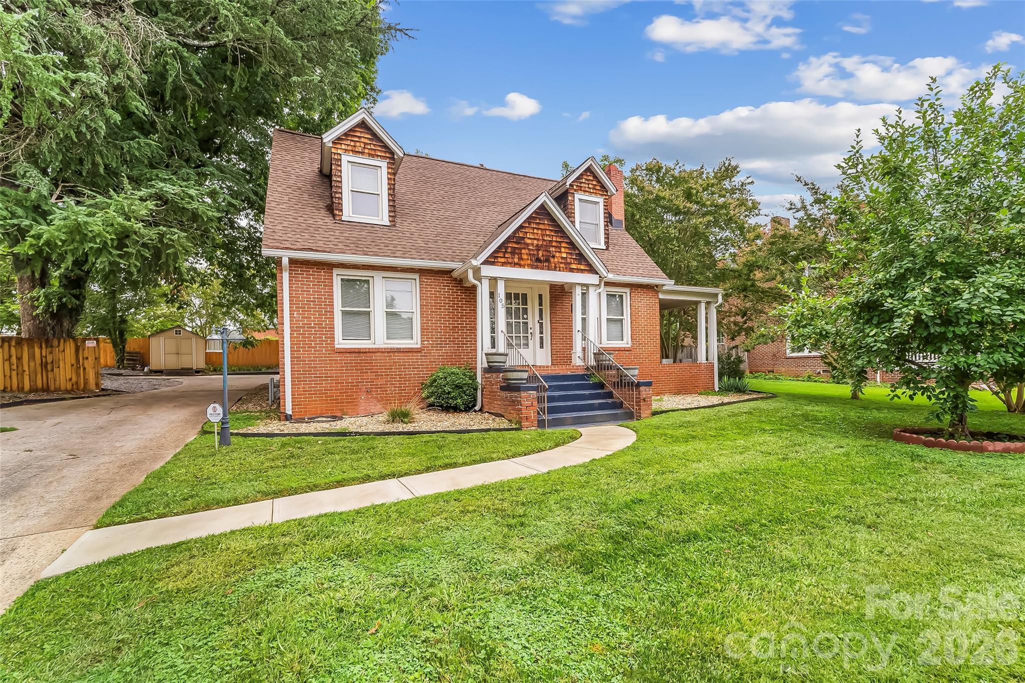 3rd image of 105 S Anderson St, Morganton, NC 28655 | MLS# 4407204