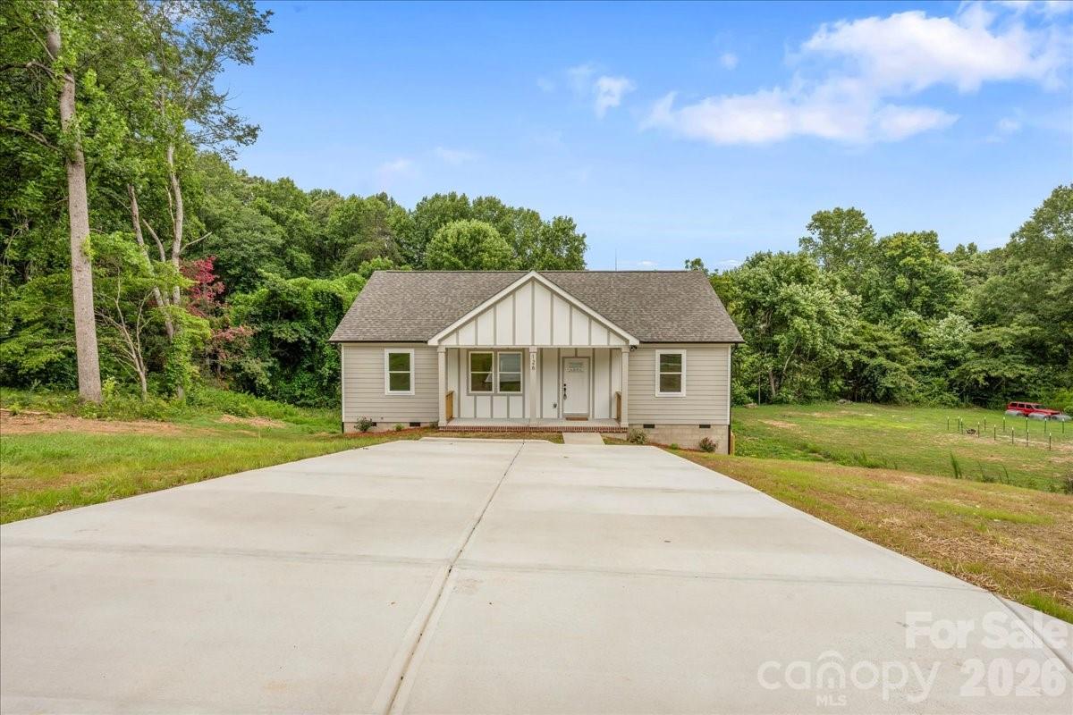 3rd image of 126 Aspen St, Yadkinville, NC 27055 | MLS# 4407377