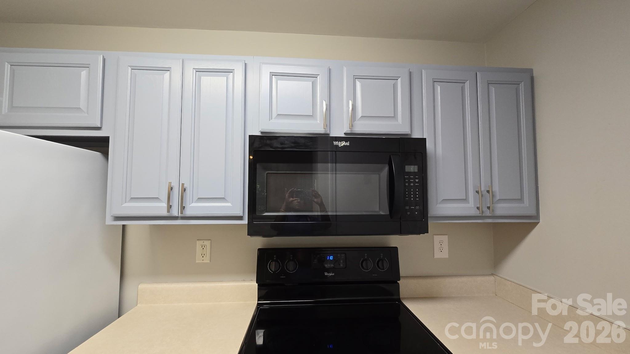 2nd image of 9811 Campus Walk Ln, Charlotte, NC 28262