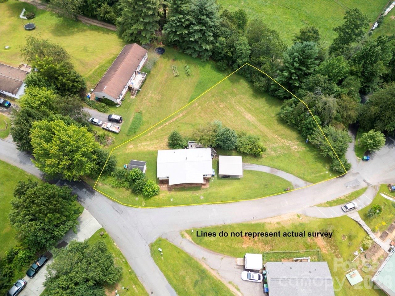 4th image of 105 Short Meadow Dr, Candler, NC 28715 | MLS# 4407461