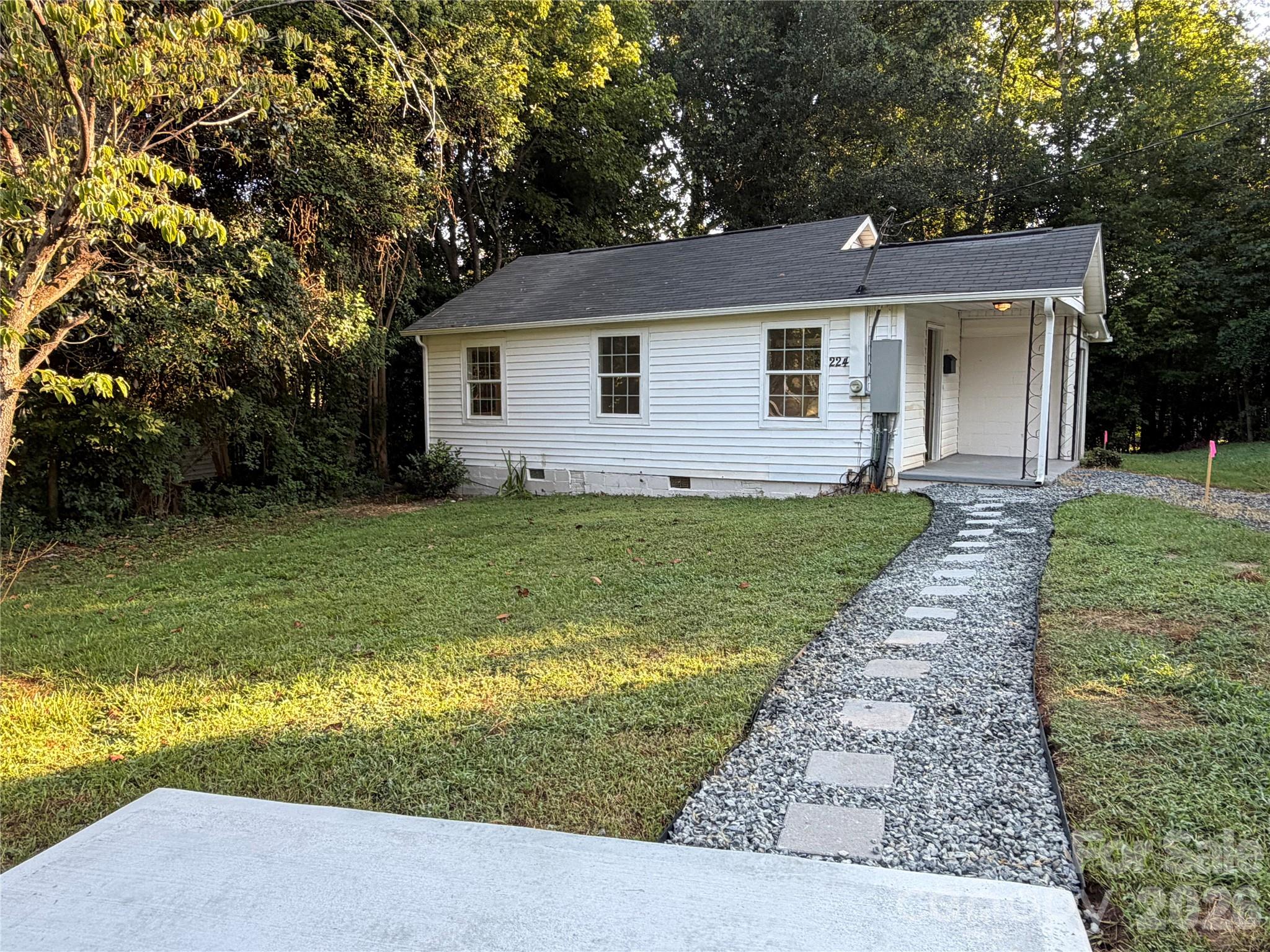 Photo 1 of Single family home for sale at 224 Avery St, Fort Mill, SC 29715 | MLS# 4407466 | Listing updated on 2026-09-04