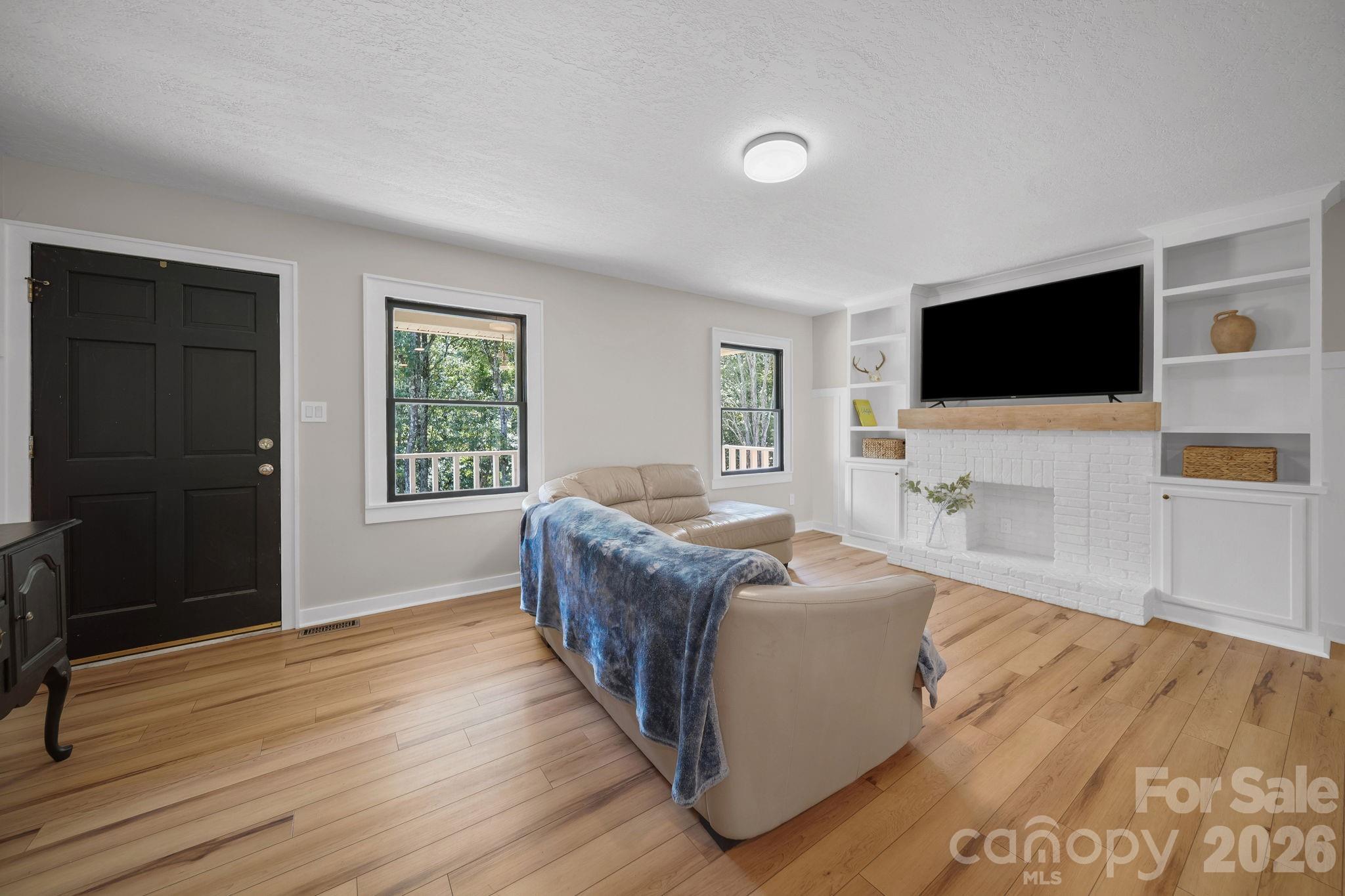 4th image of 6643 Wards Gap Rd, Casar, NC 28020 | MLS# 4407498