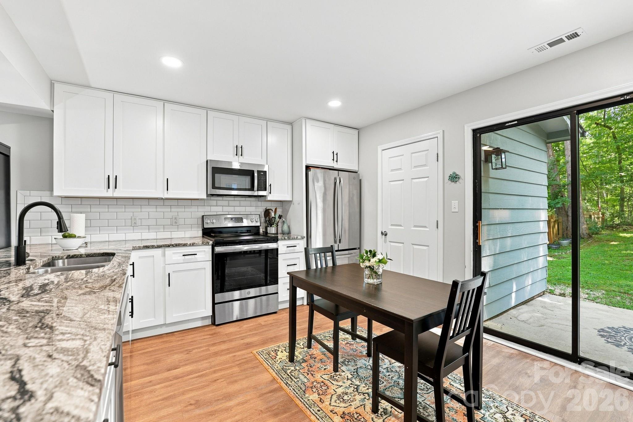 2nd image of 112 Joshua Case Ct, Fort Mill, SC 29715 | MLS# 4407649