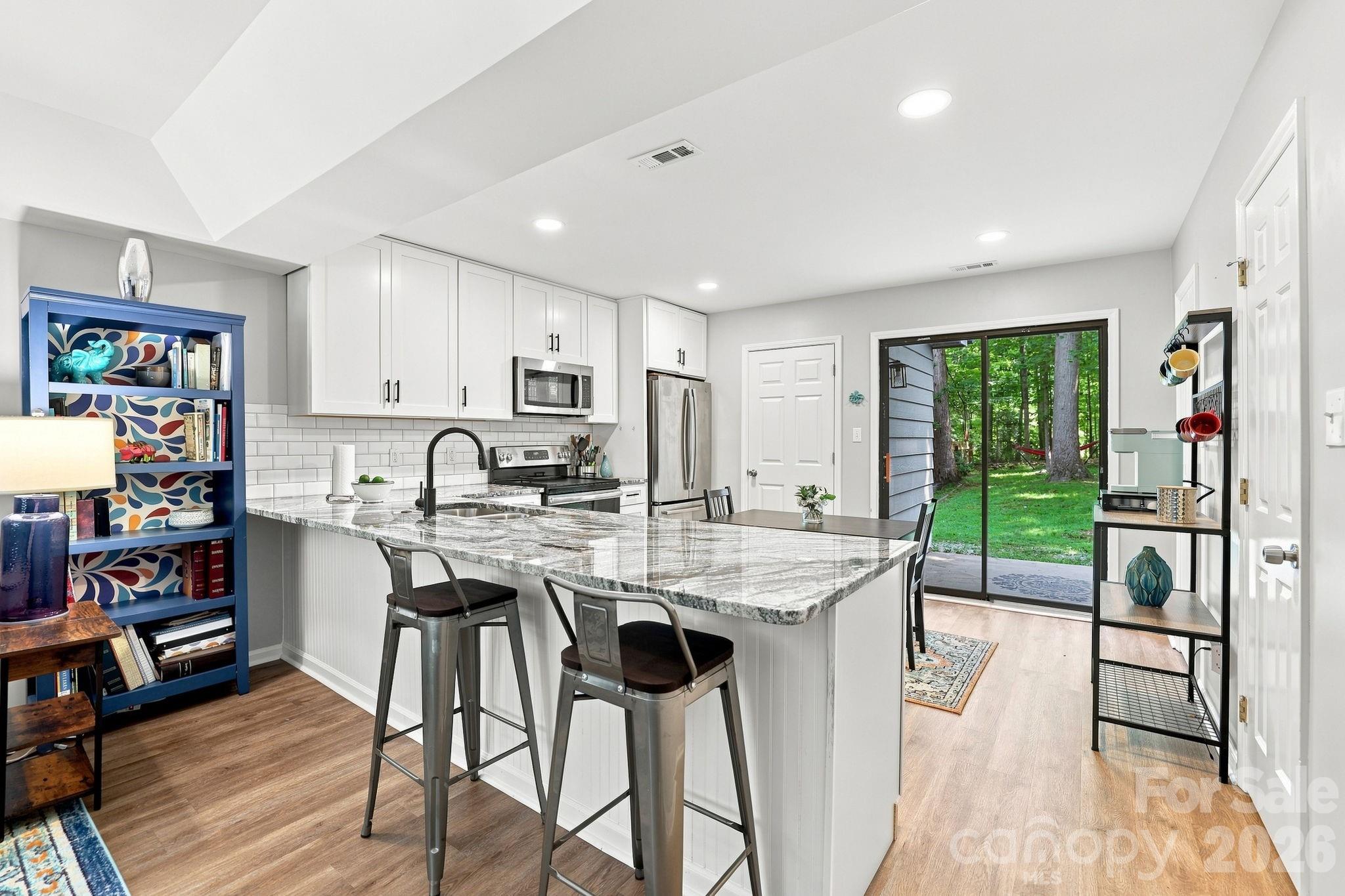 3rd image of 112 Joshua Case Ct, Fort Mill, SC 29715 | MLS# 4407649