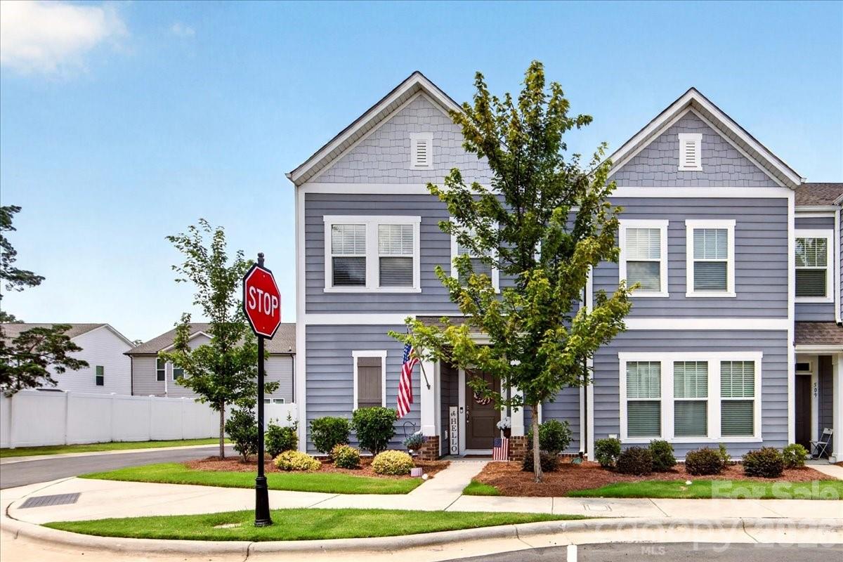 1st image of 505 Morrows Turnout Wy, Pineville, NC 28134 | MLS# 4407666