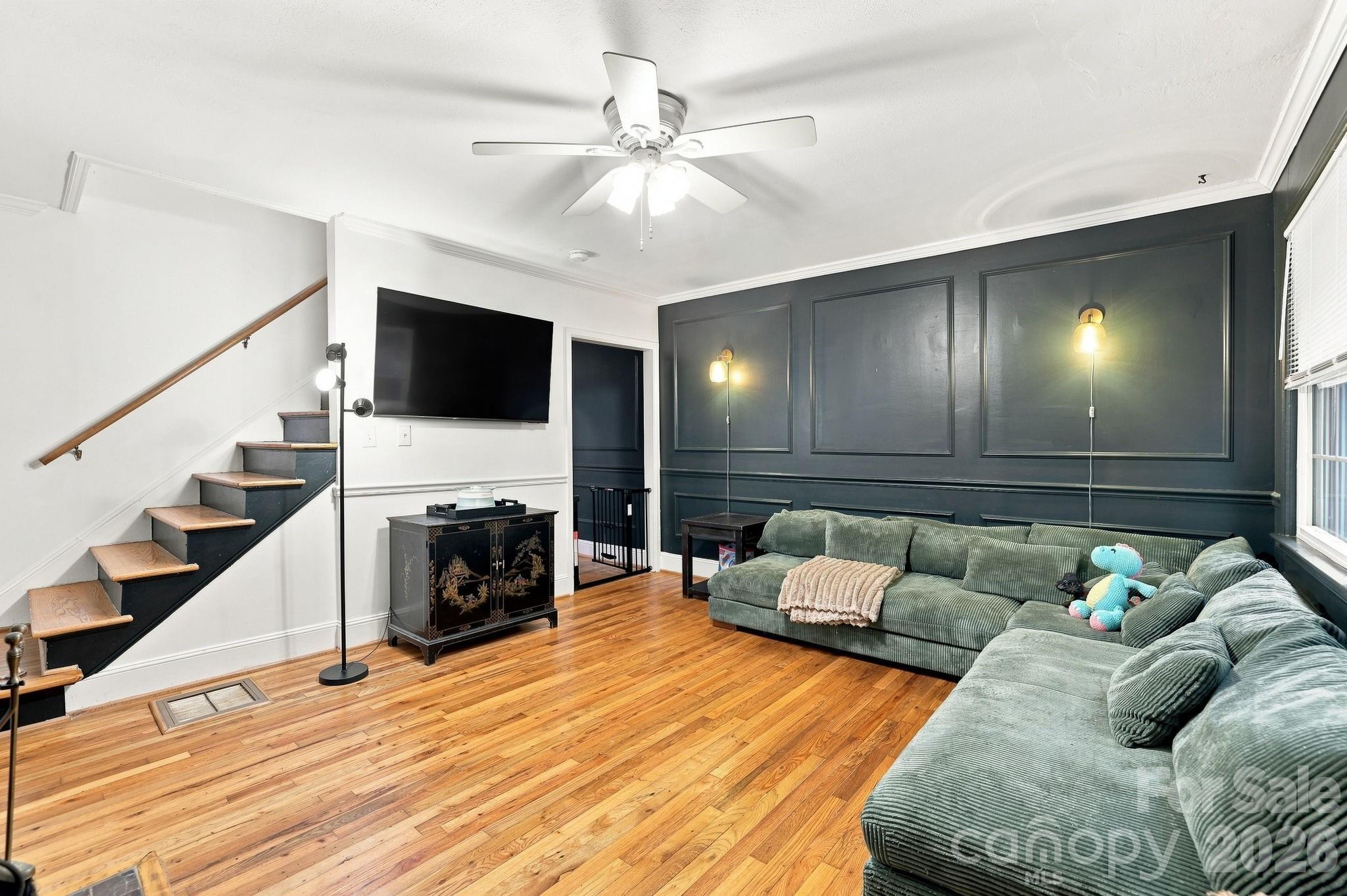 2nd image of 200 N Laurel Ave #15B, Charlotte, NC 28207 | MLS# 4407711