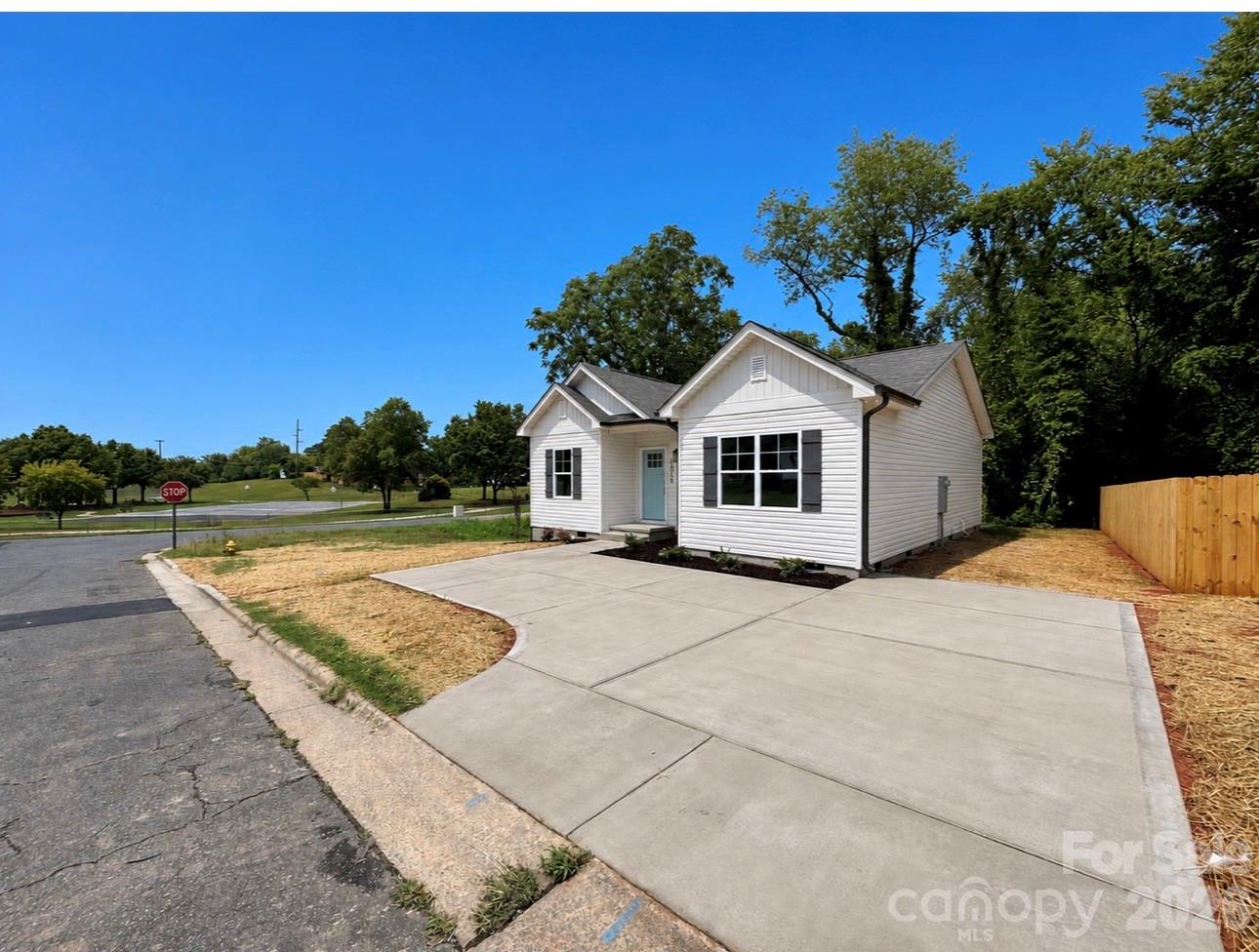 2nd image of 1010 John St #4, Monroe, NC 28110 | MLS# 4407779