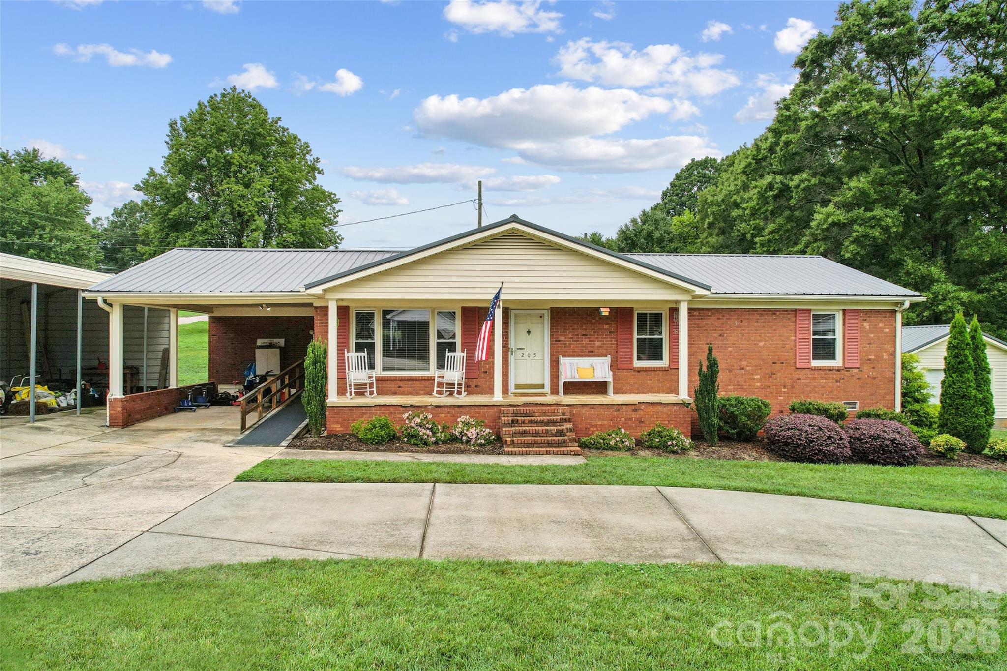 3rd image of 205 Cliffside Dr, Kannapolis, NC 28081 | MLS# 4407874
