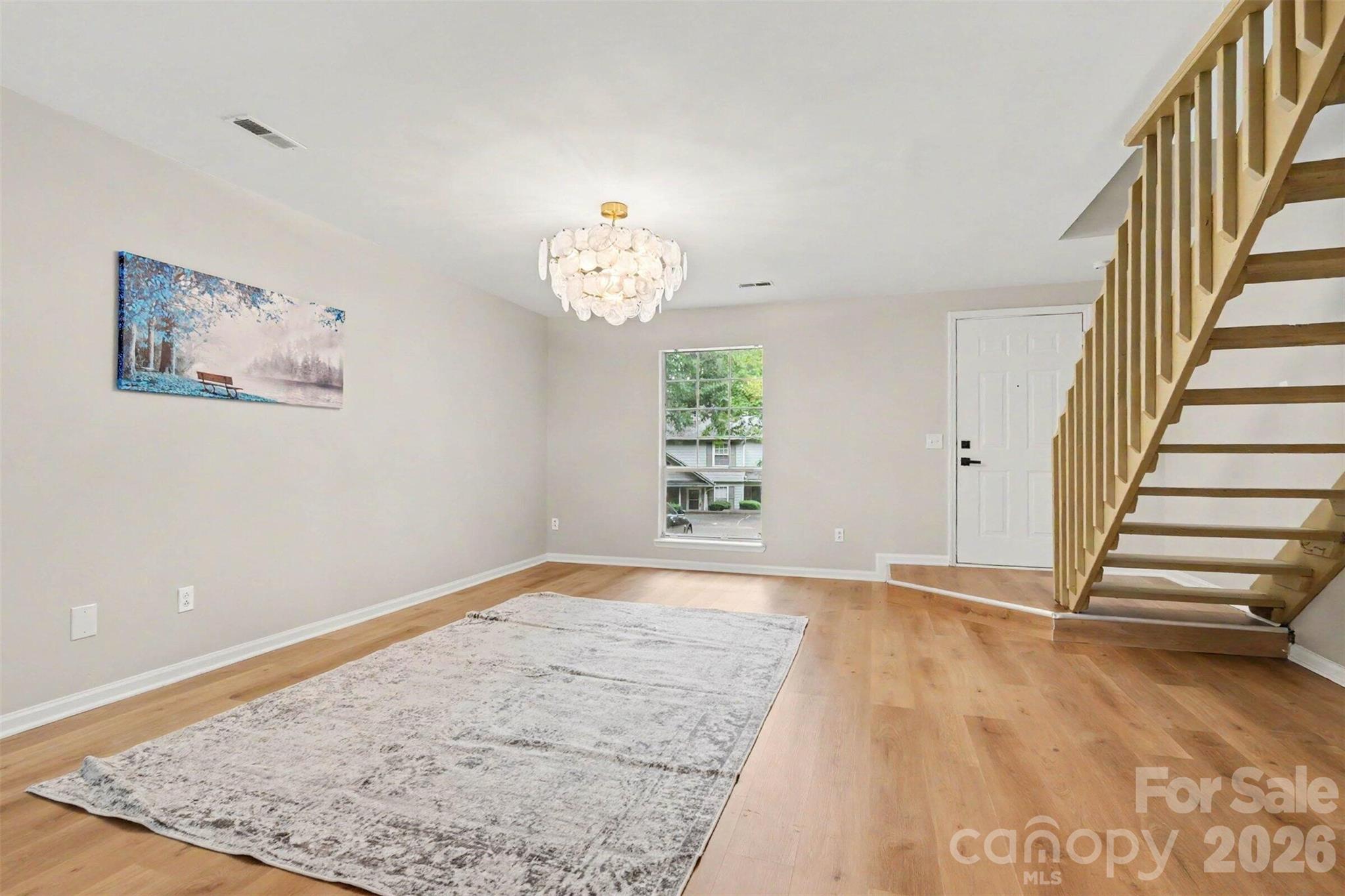 image of 3959 Briarhill Dr, Charlotte, NC 28215 | MLS# 4408109
