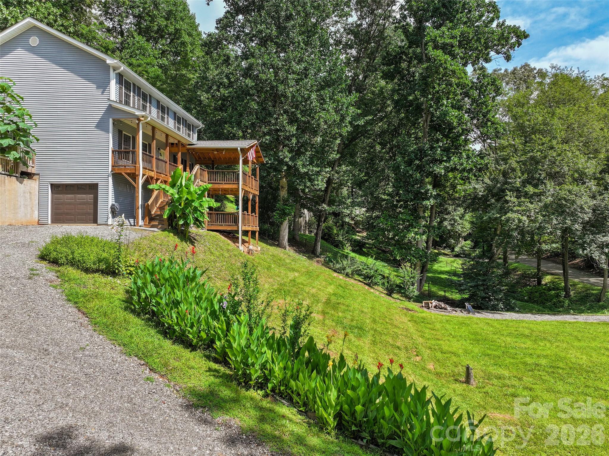 4th image of 133 Shadow Oak Ln, Clyde, NC 28721 | MLS# 4408116