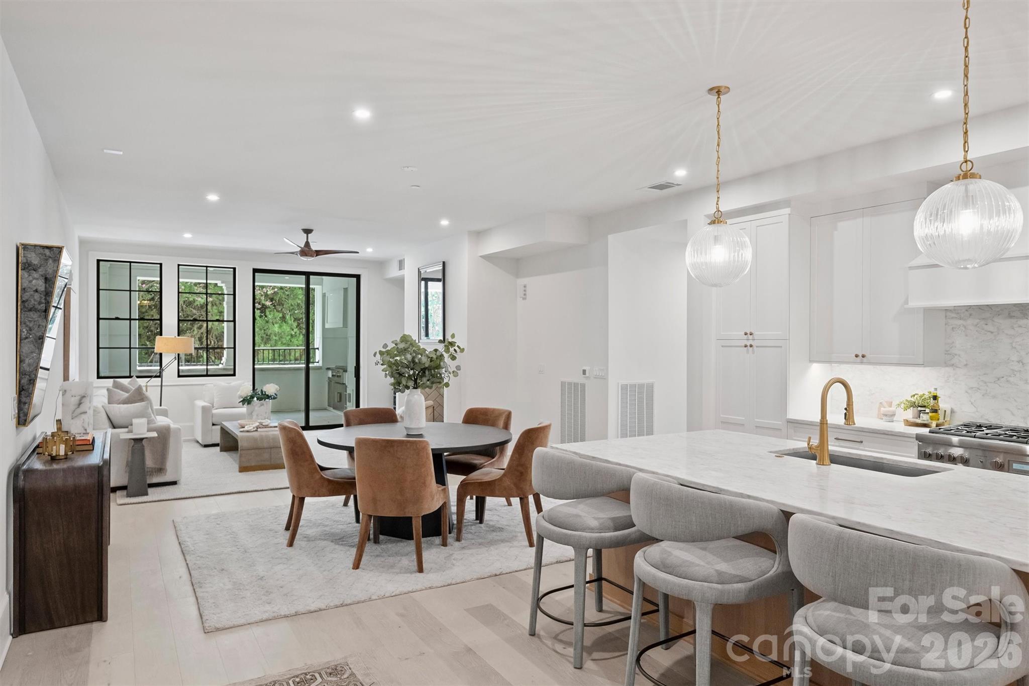 5th image of 409 Queens Rd #204, Charlotte, NC 28207 | MLS# 4408118