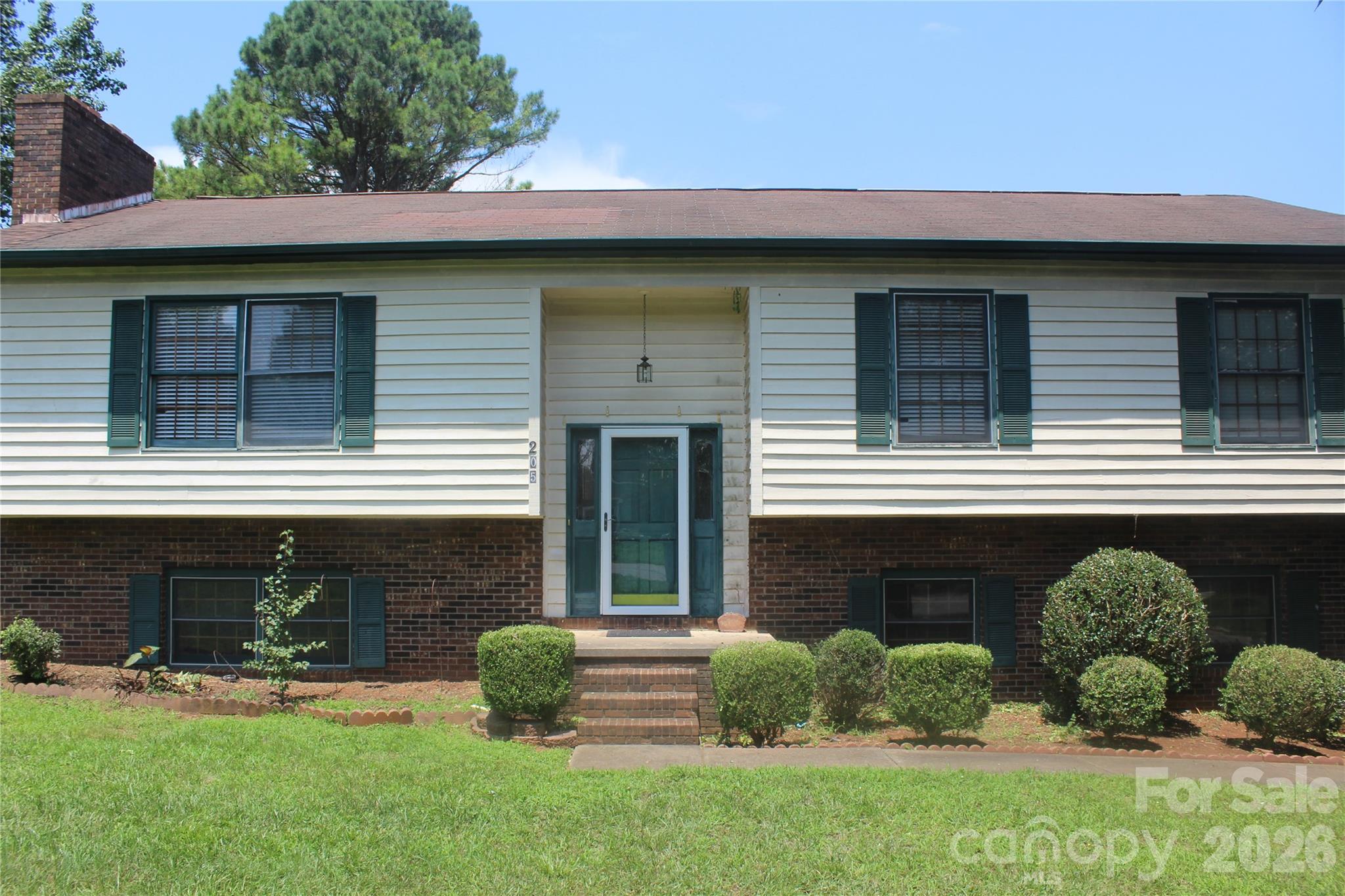 34th image of 205 Inglewood Dr, Morganton, NC 28655 | MLS# 4408231