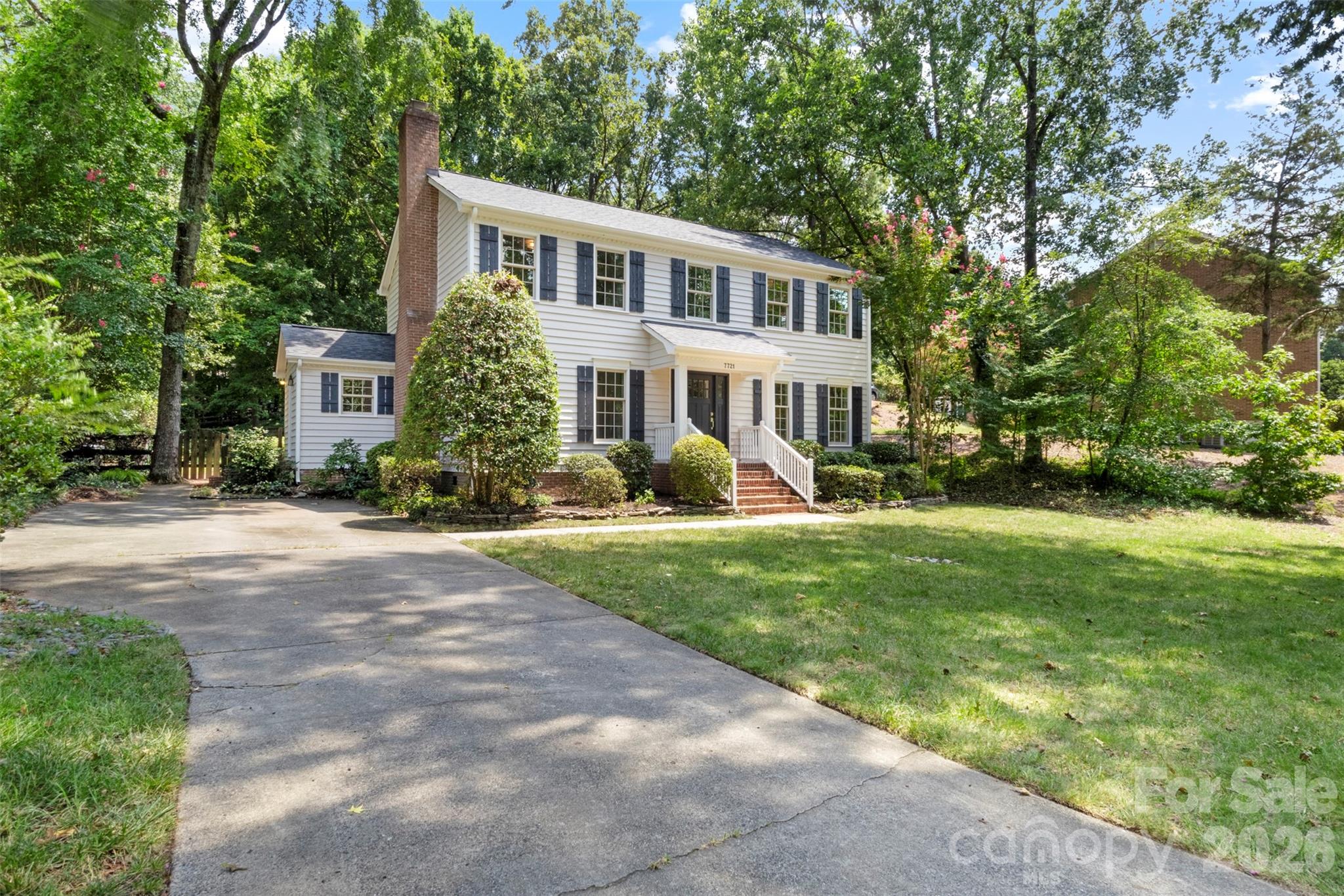 3rd image of 7721 Bradenton Dr, Charlotte, NC 28210 | MLS# 4408258
